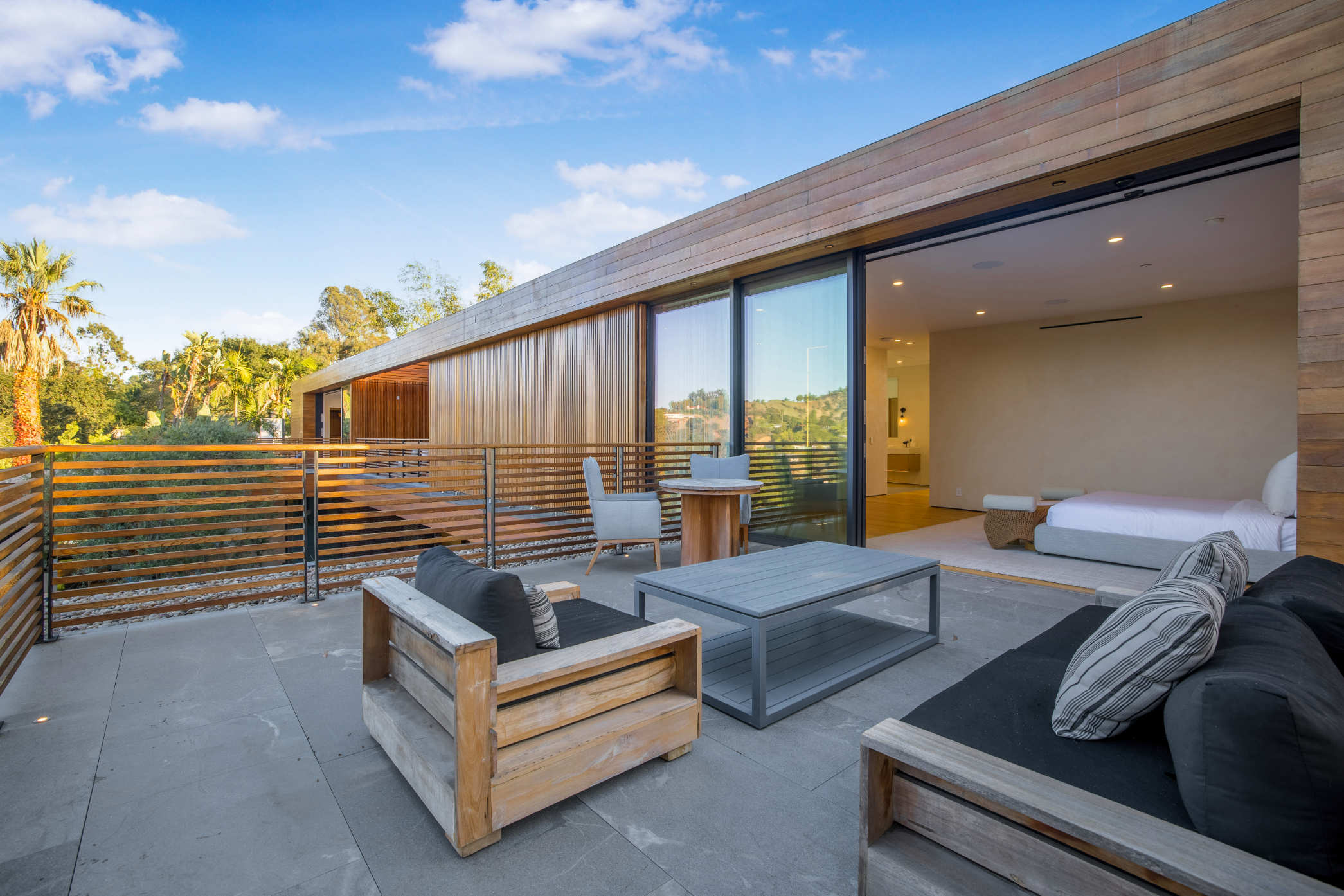 Oak Pass Manor | Photo 40