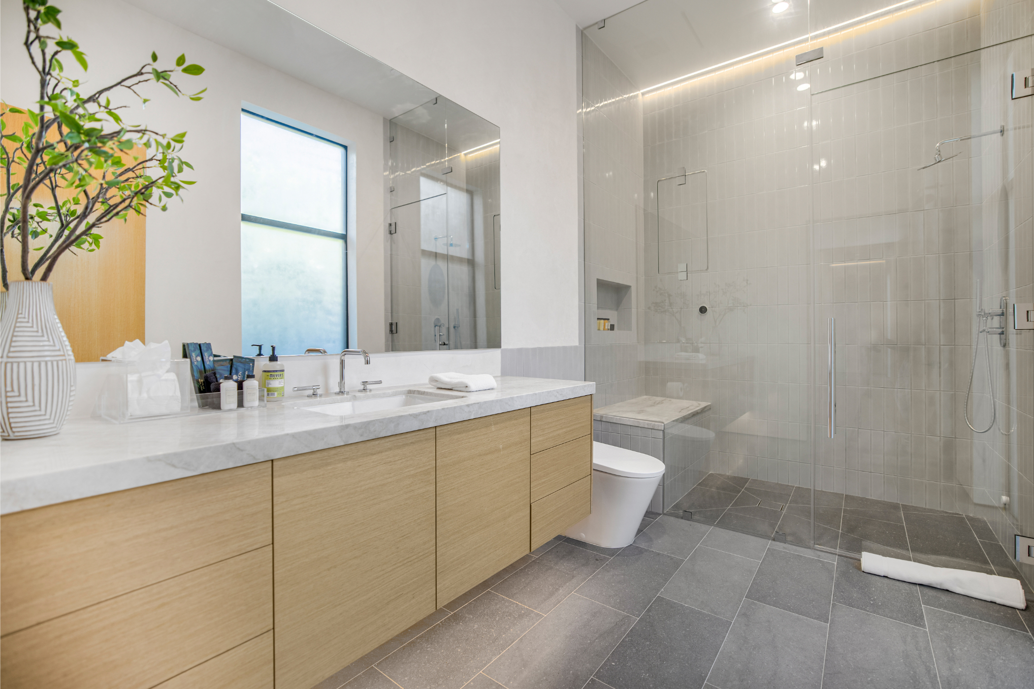 Oak Pass Manor | Photo 55