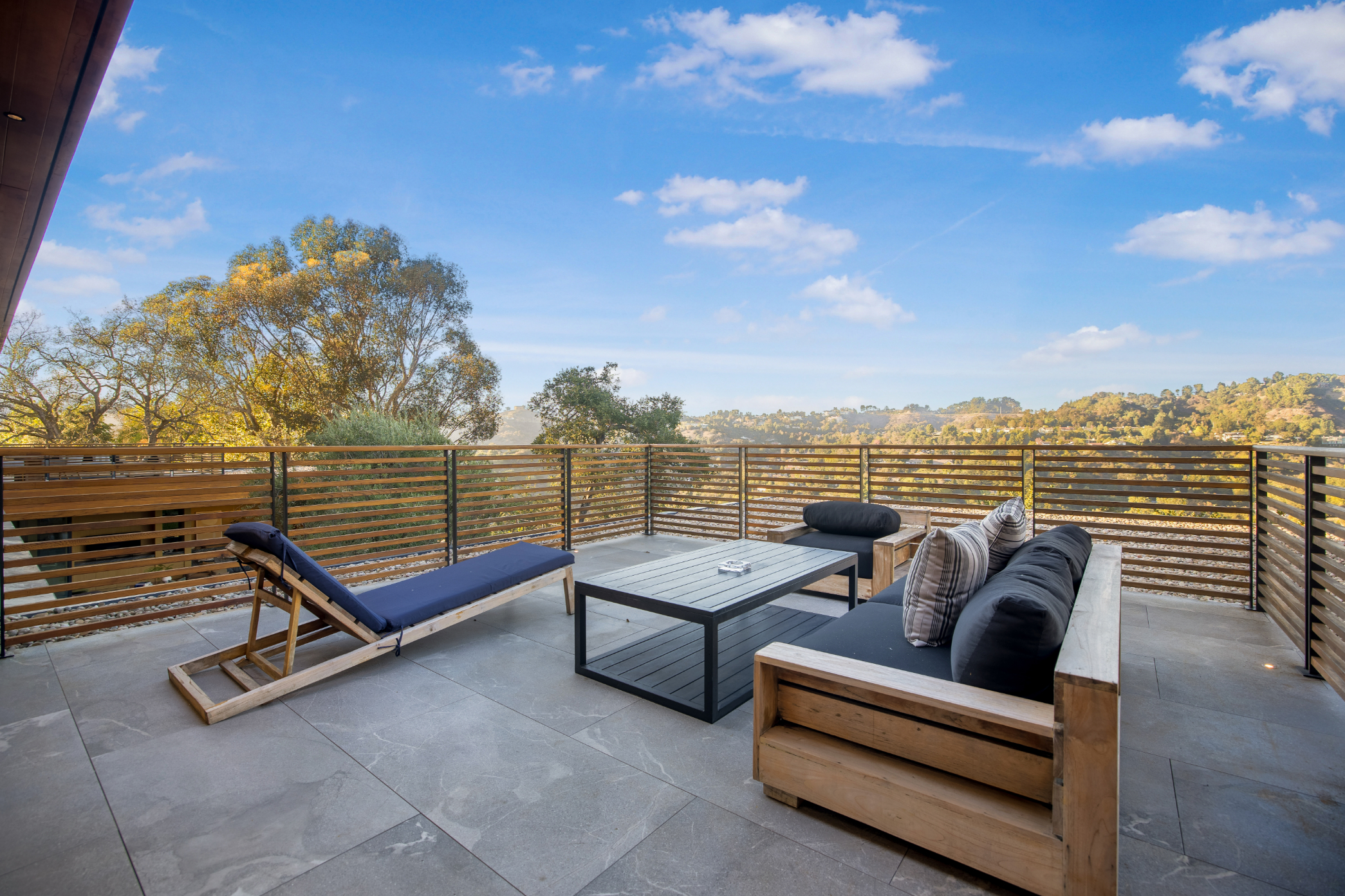 Oak Pass Manor | Photo 48