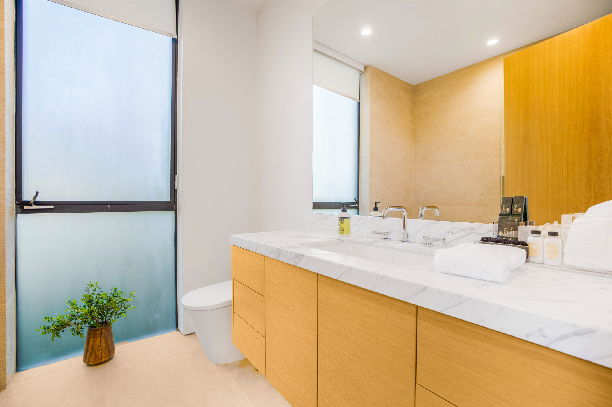 Oak Pass Manor | Photo 61