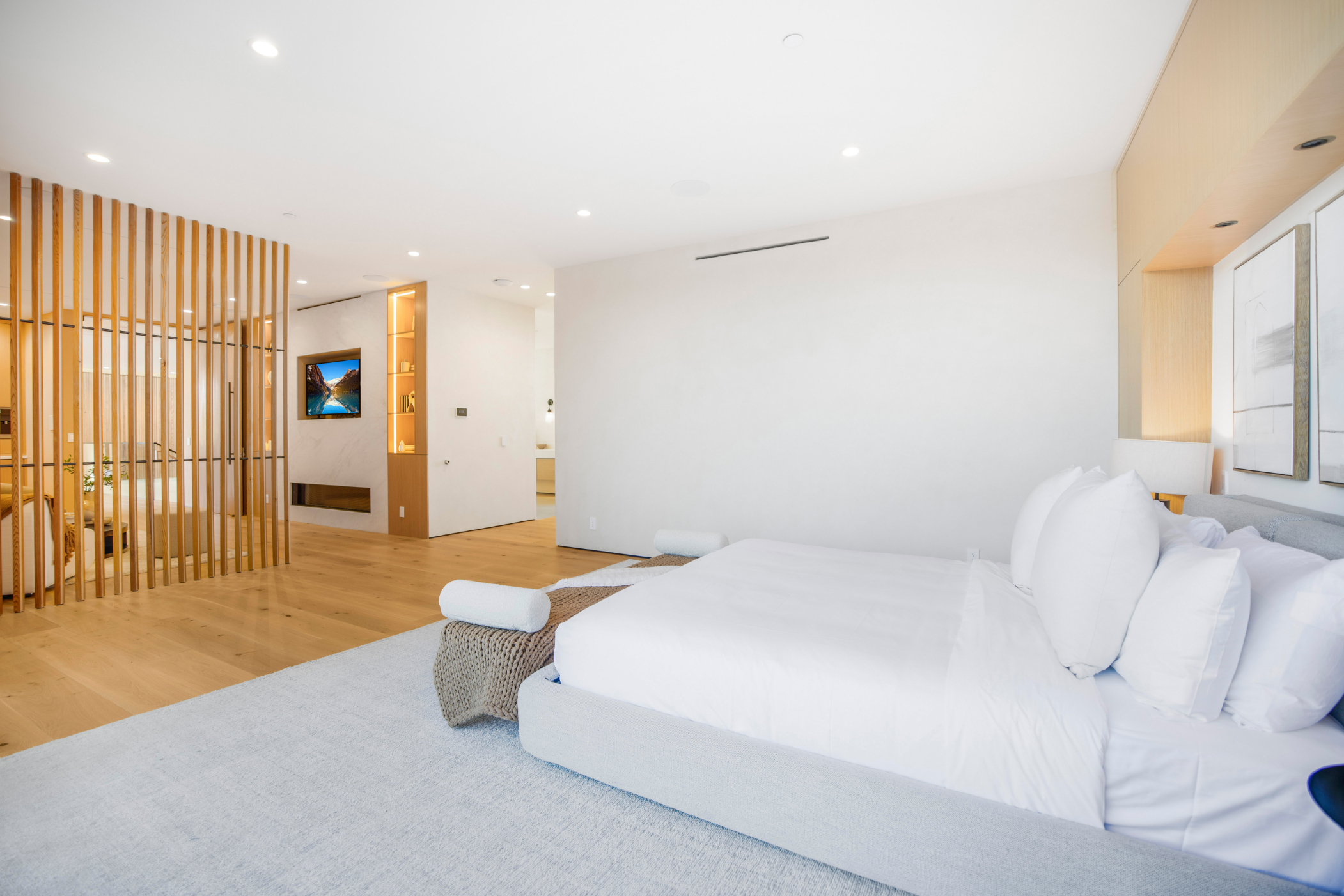 Oak Pass Manor | Photo 38