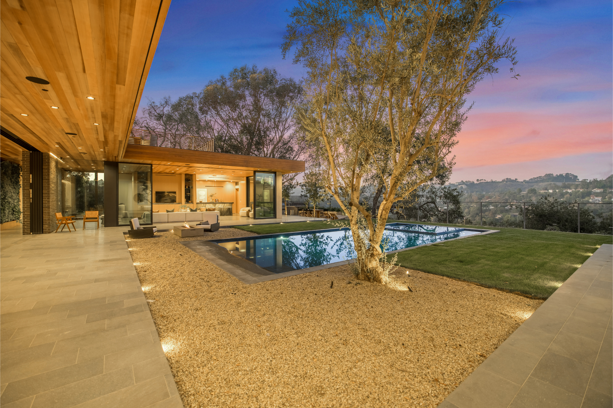 Oak Pass Manor | Photo 73