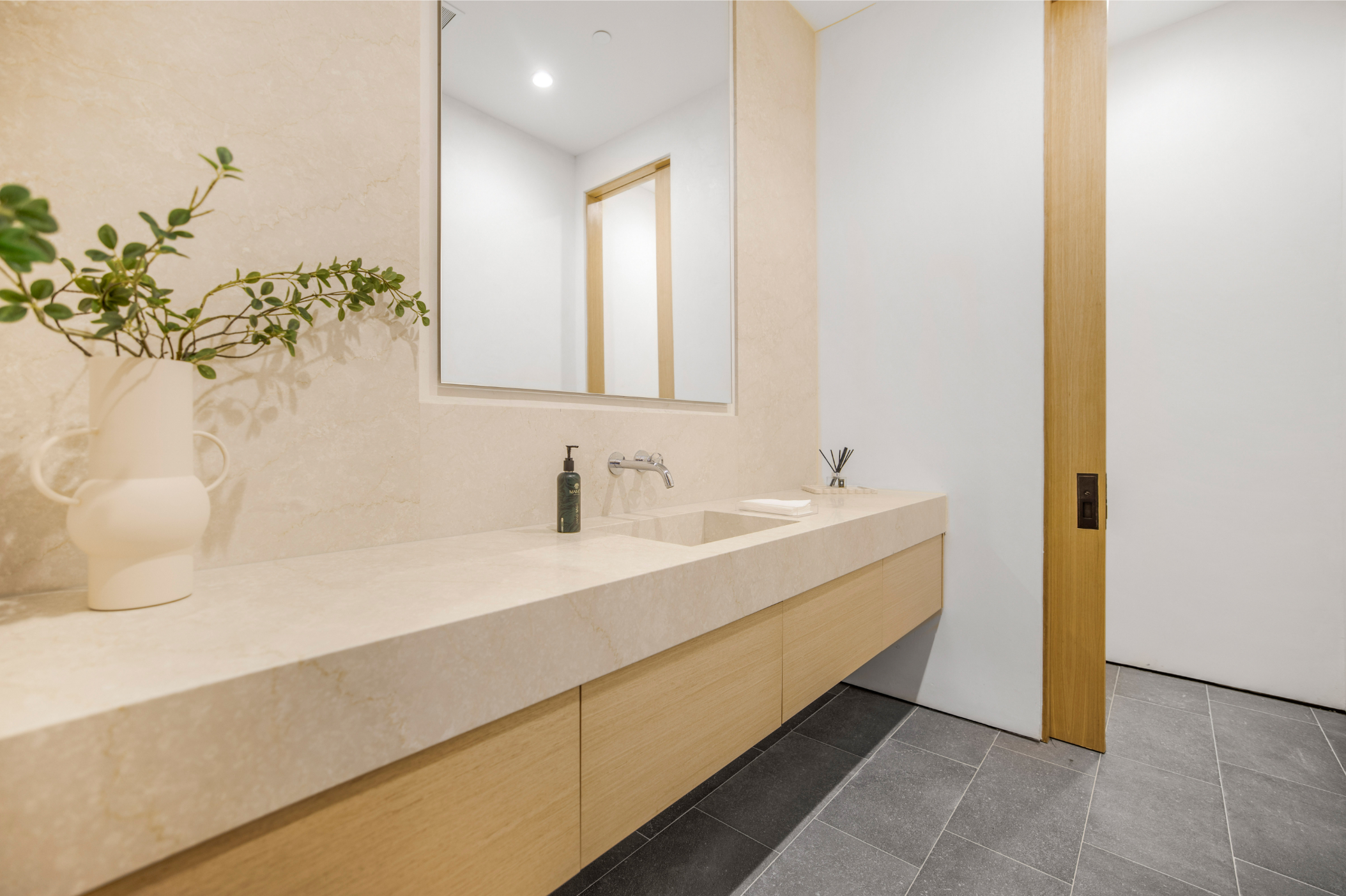 Oak Pass Manor | Photo 49