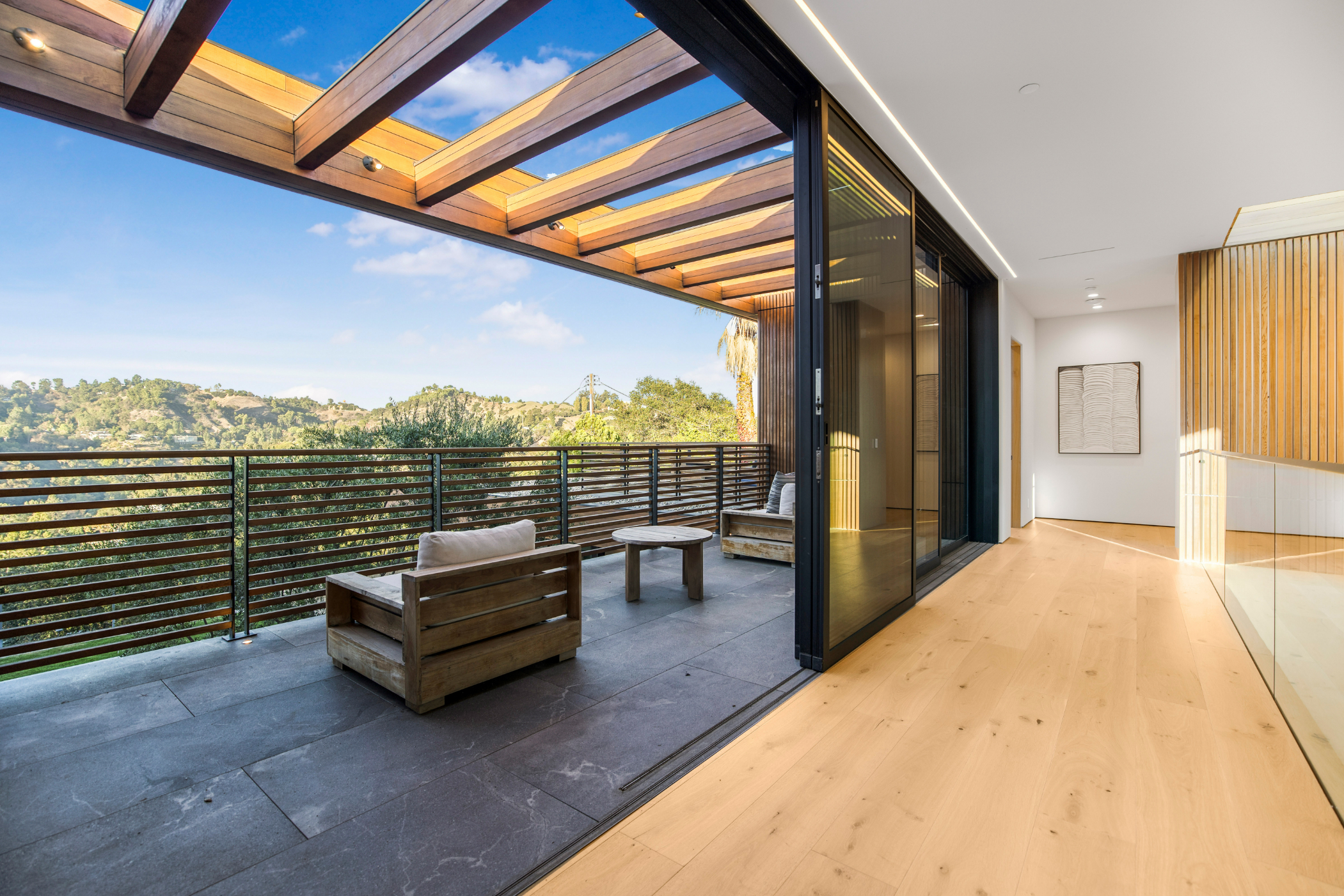 Oak Pass Manor | Photo 30