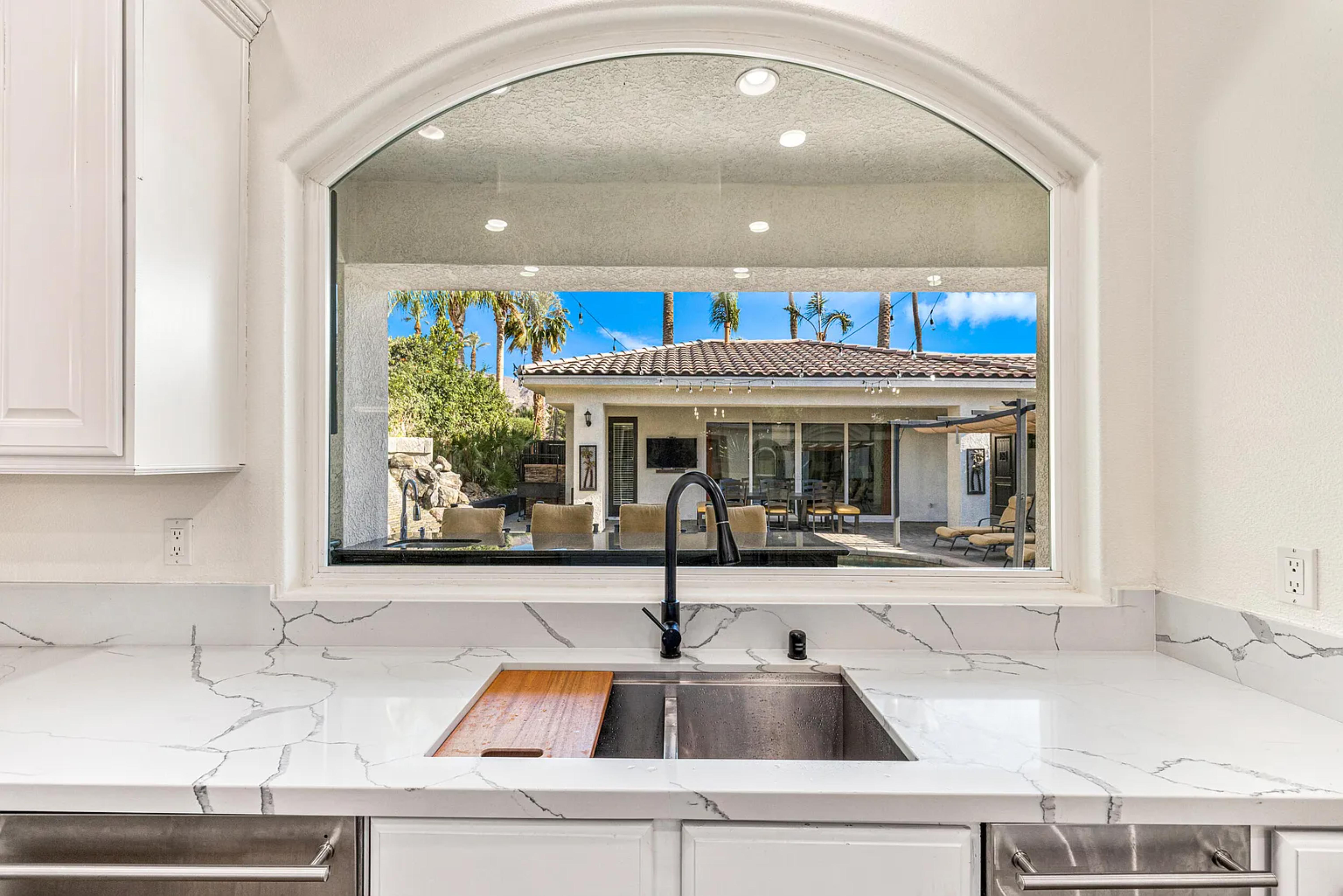 Velvet Palm | Photo 20