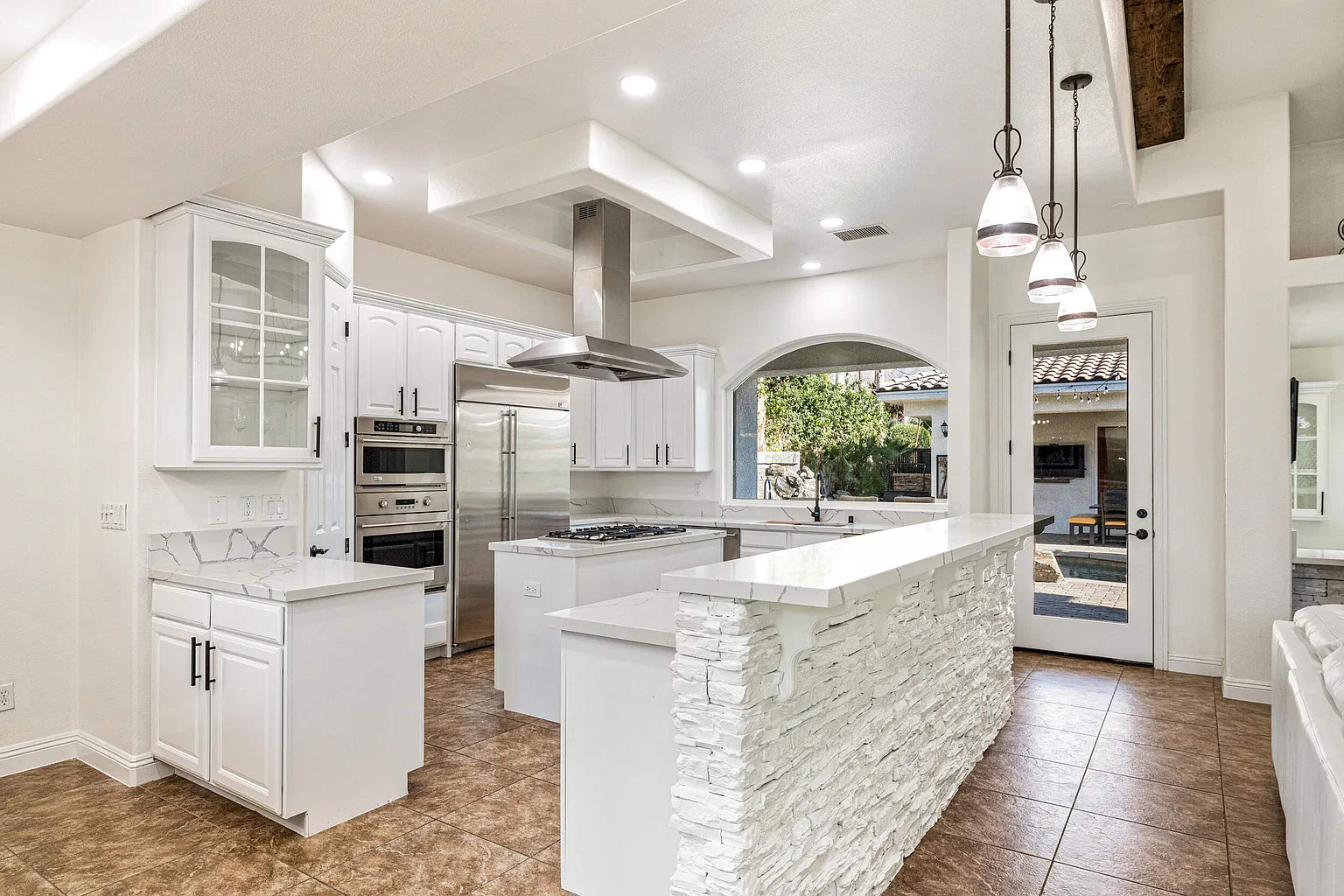 Velvet Palm | Photo 16