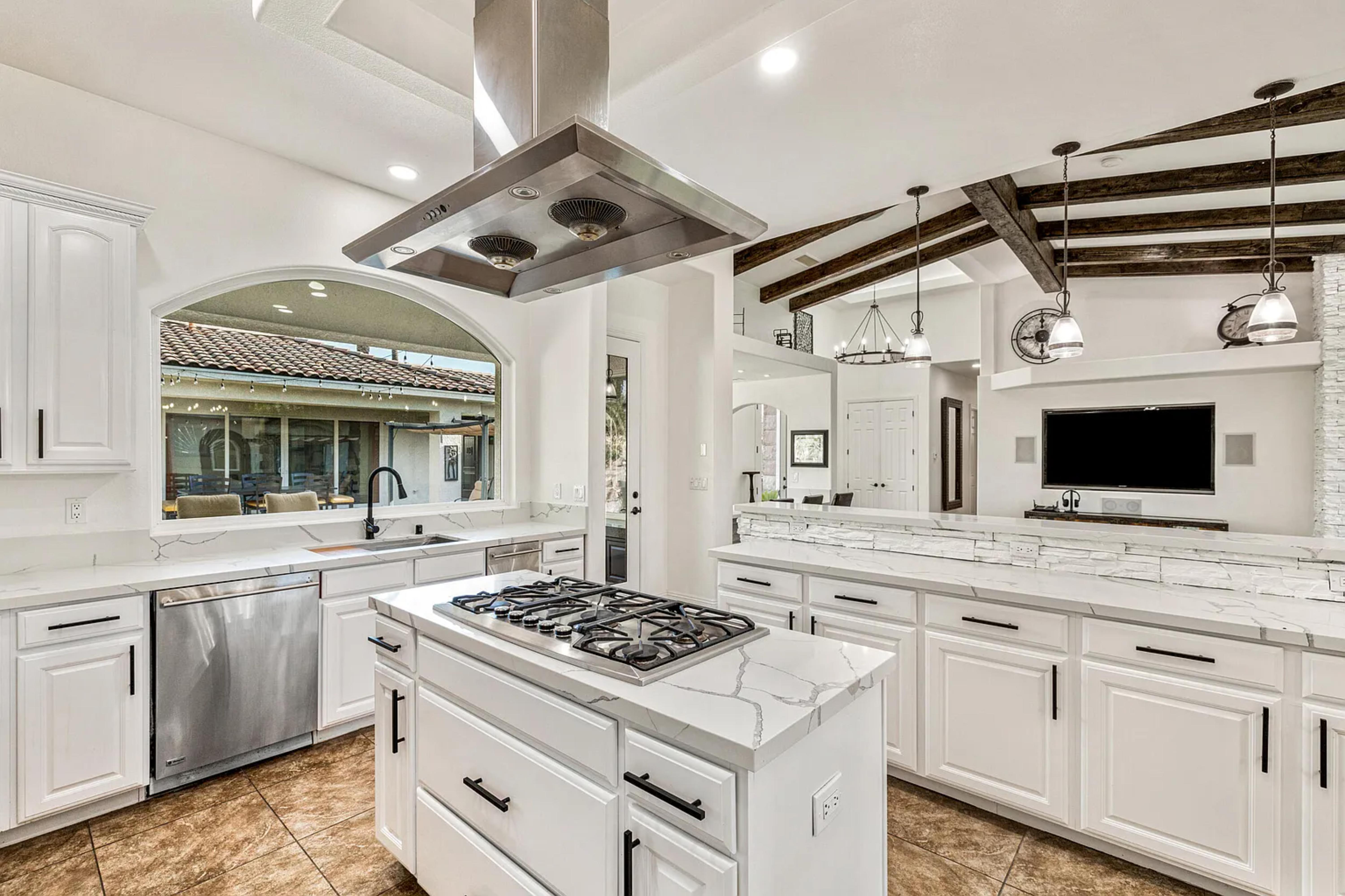 Velvet Palm | Photo 14