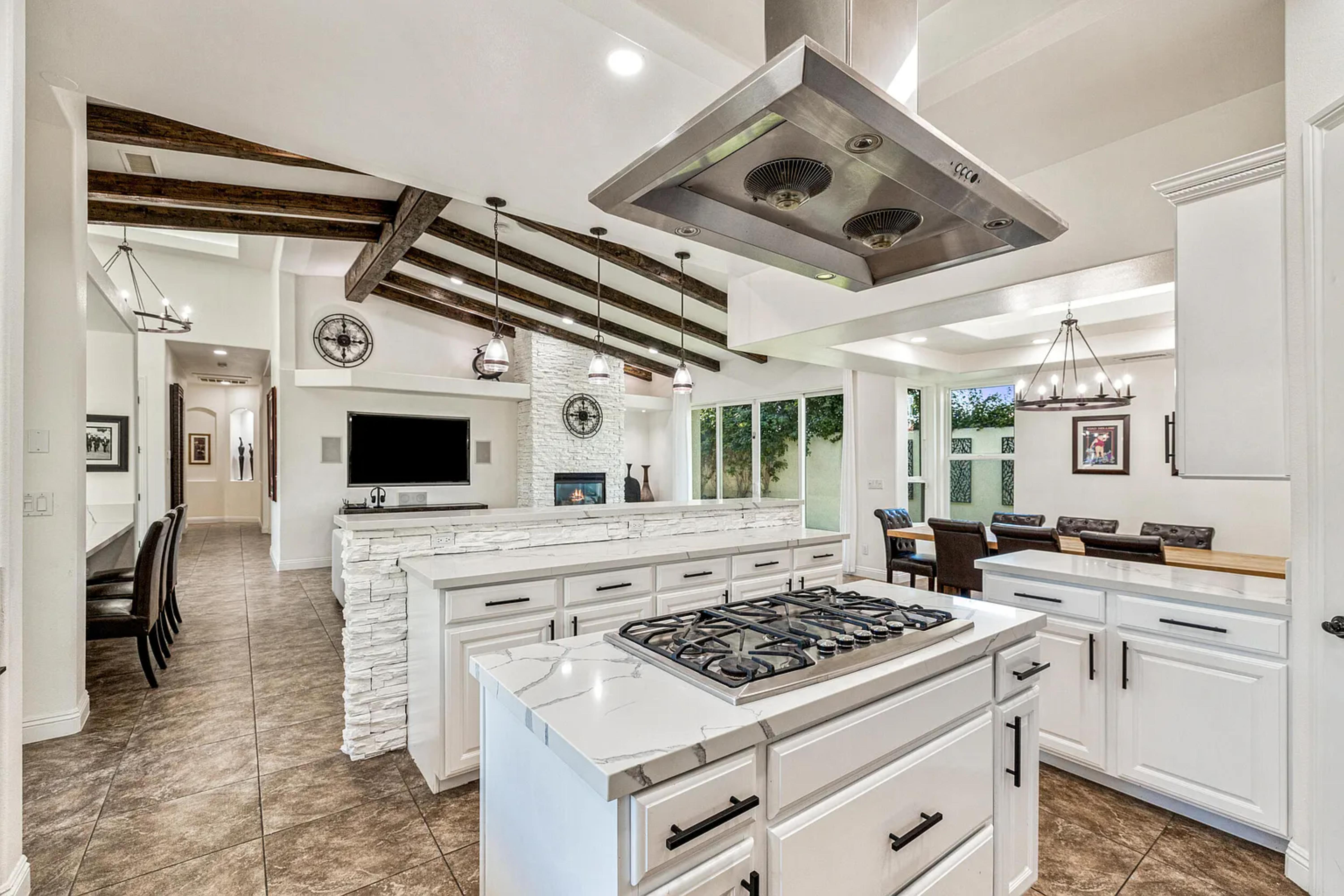 Velvet Palm | Photo 13