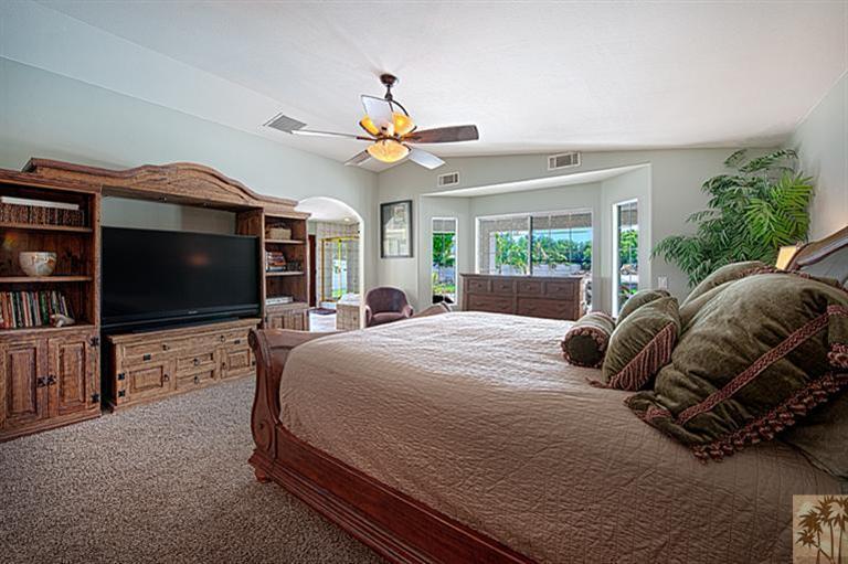 Delaware Place | Photo 17