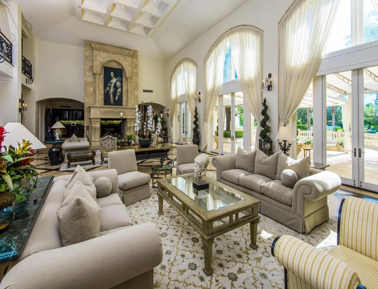 Chateau Dumont | Photo 11