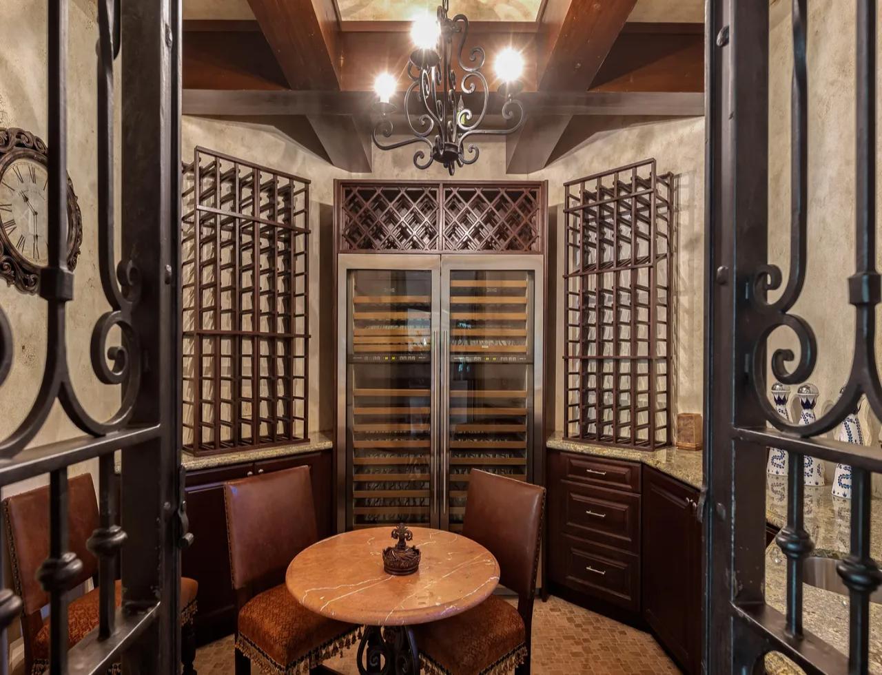 Chateau Dumont | Photo 16