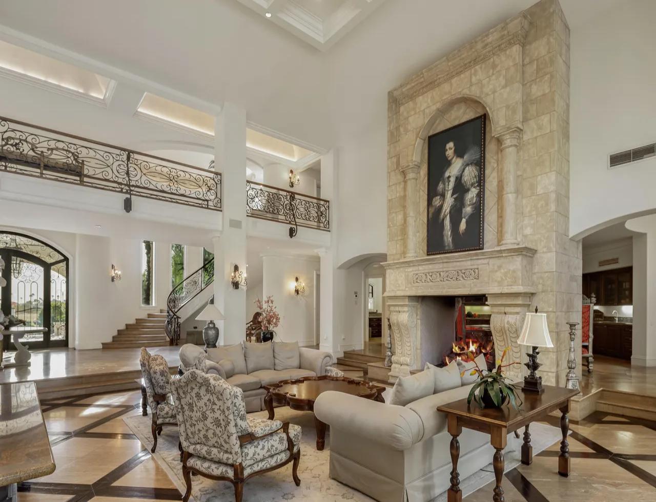 Chateau Dumont | Photo 5