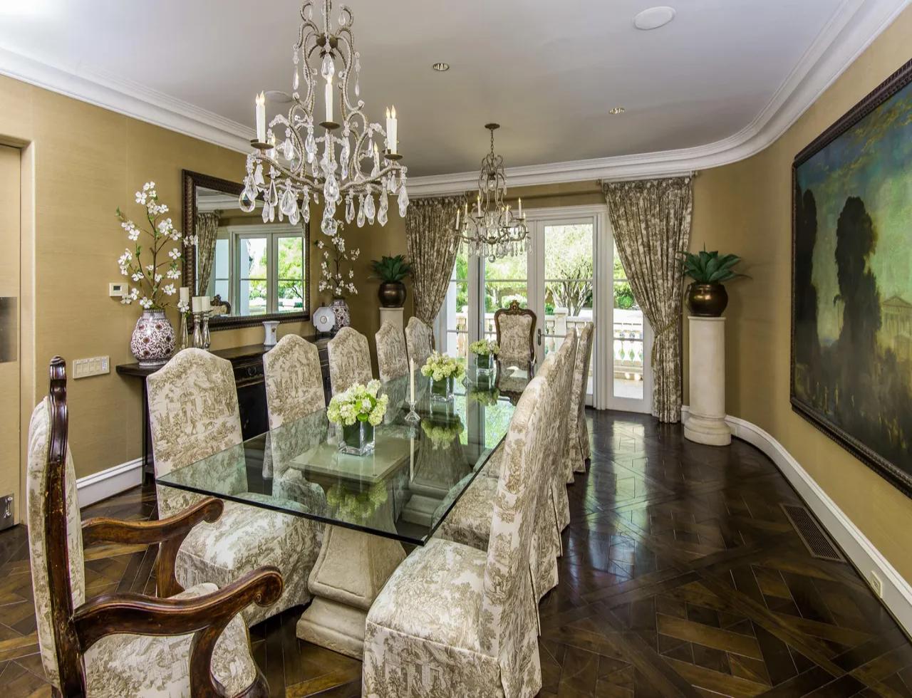 Chateau Dumont | Photo 14