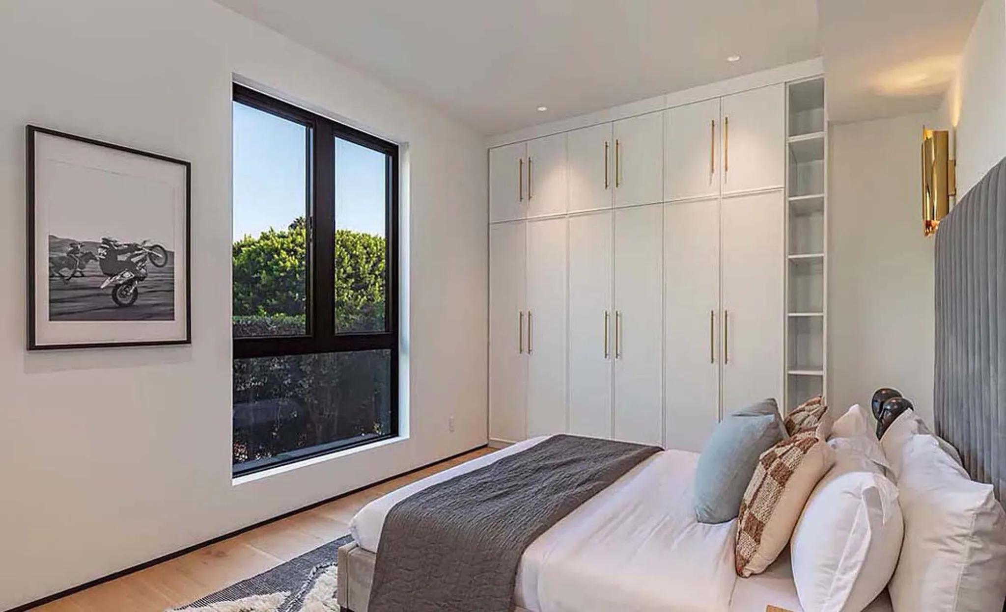 Sunset Crest | Photo 26