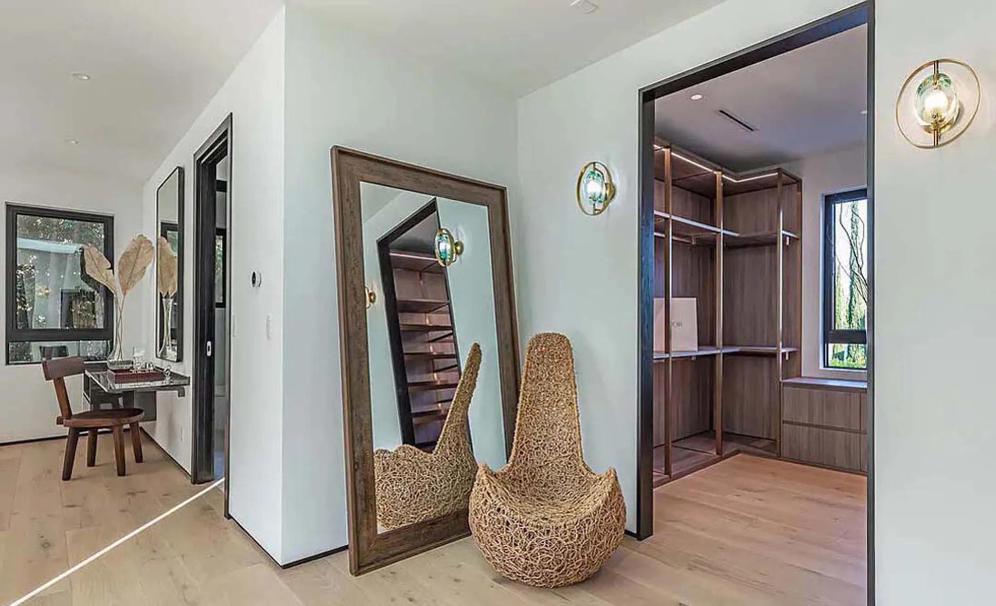 Sunset Crest | Photo 28