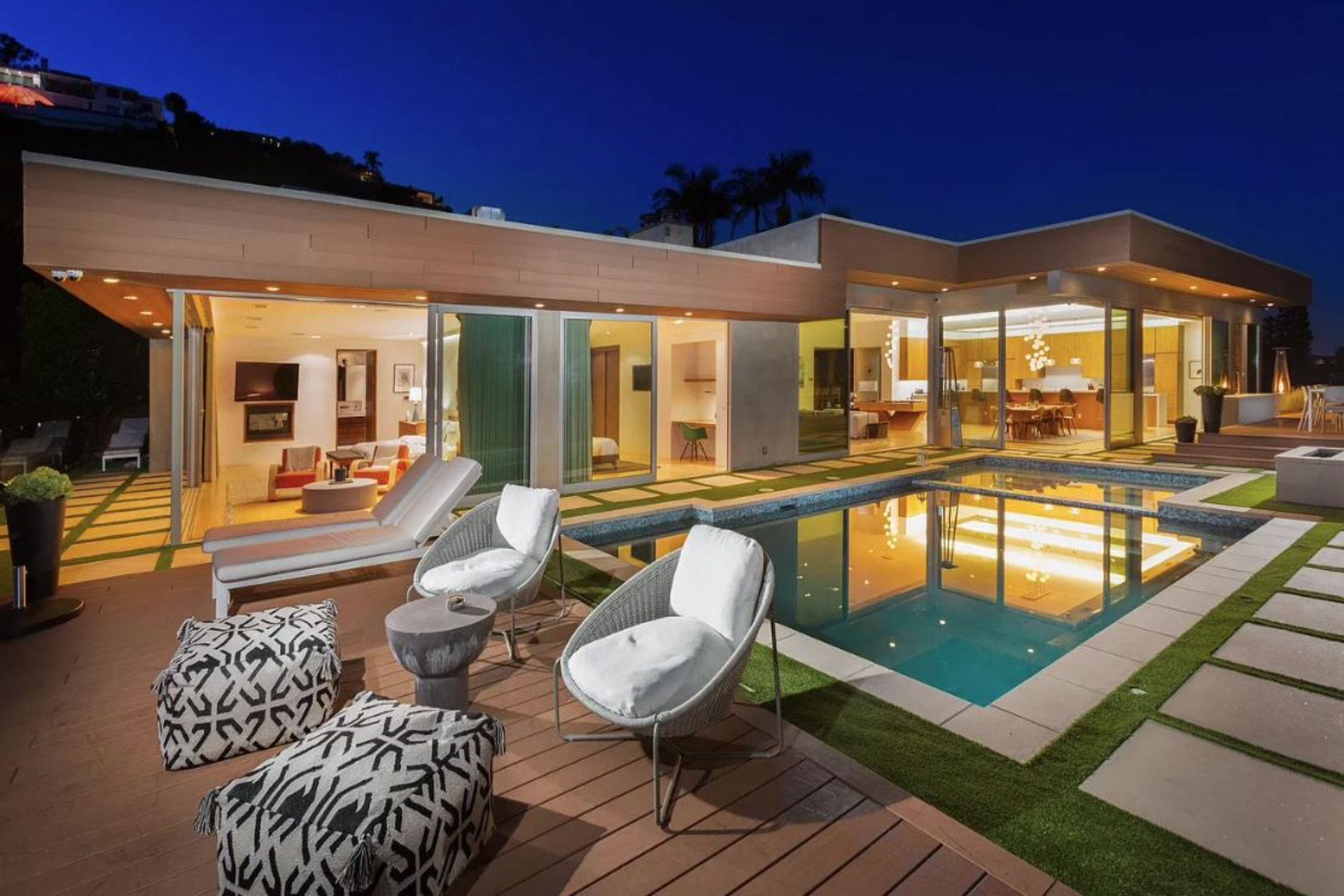 Devlin Estate | Photo 2