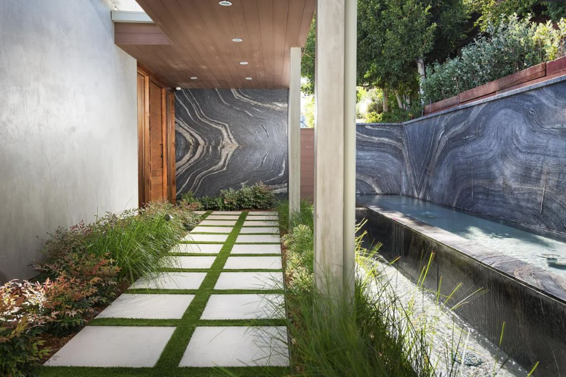 Devlin Estate | Photo 9