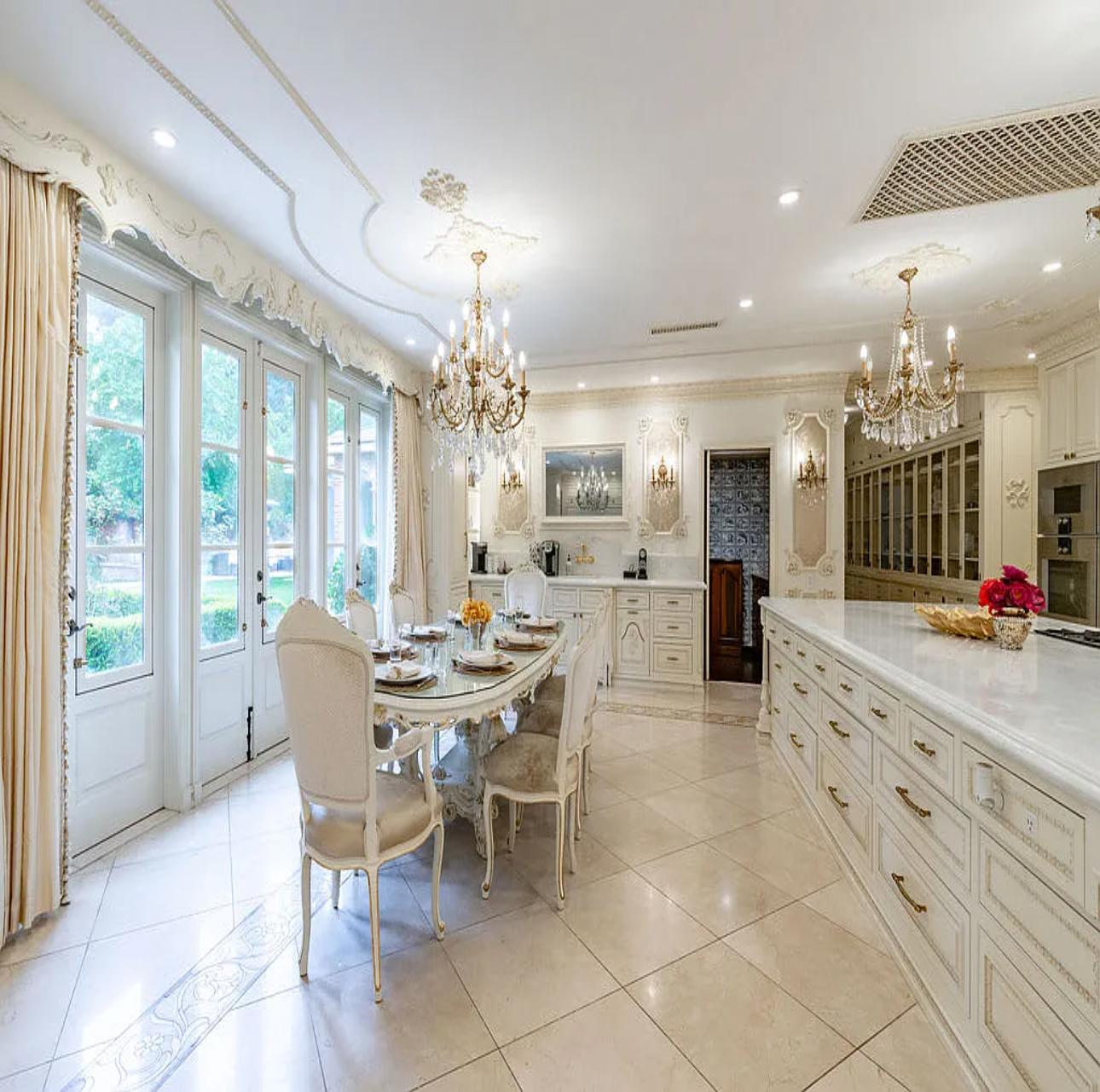 Fox Hill Manor | Photo 12