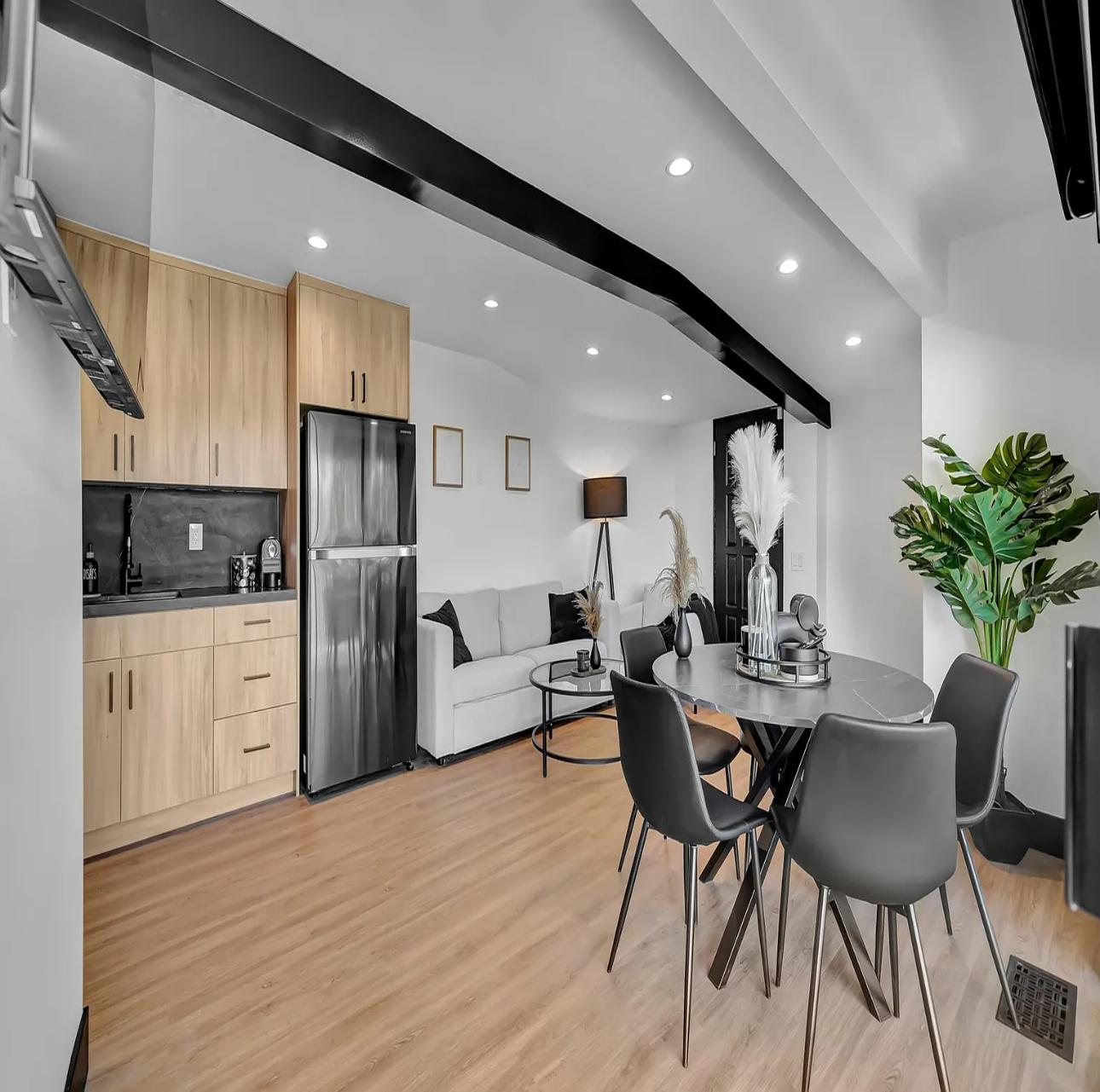 Skyview Estate | Photo 38