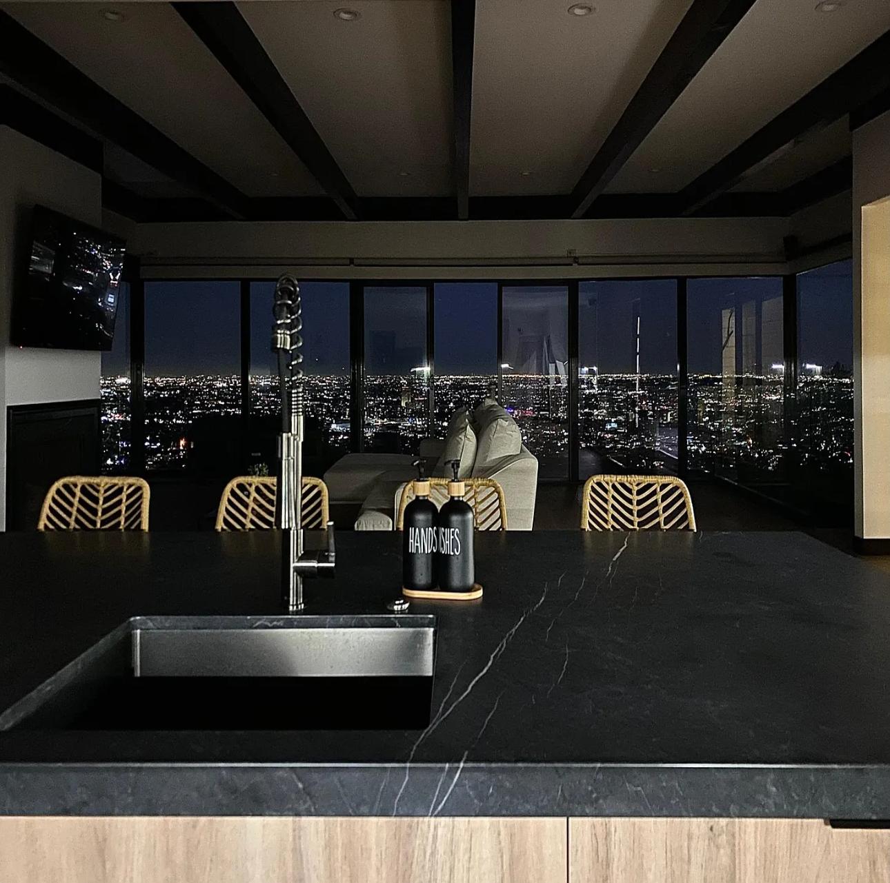 Skyview Estate | Photo 17