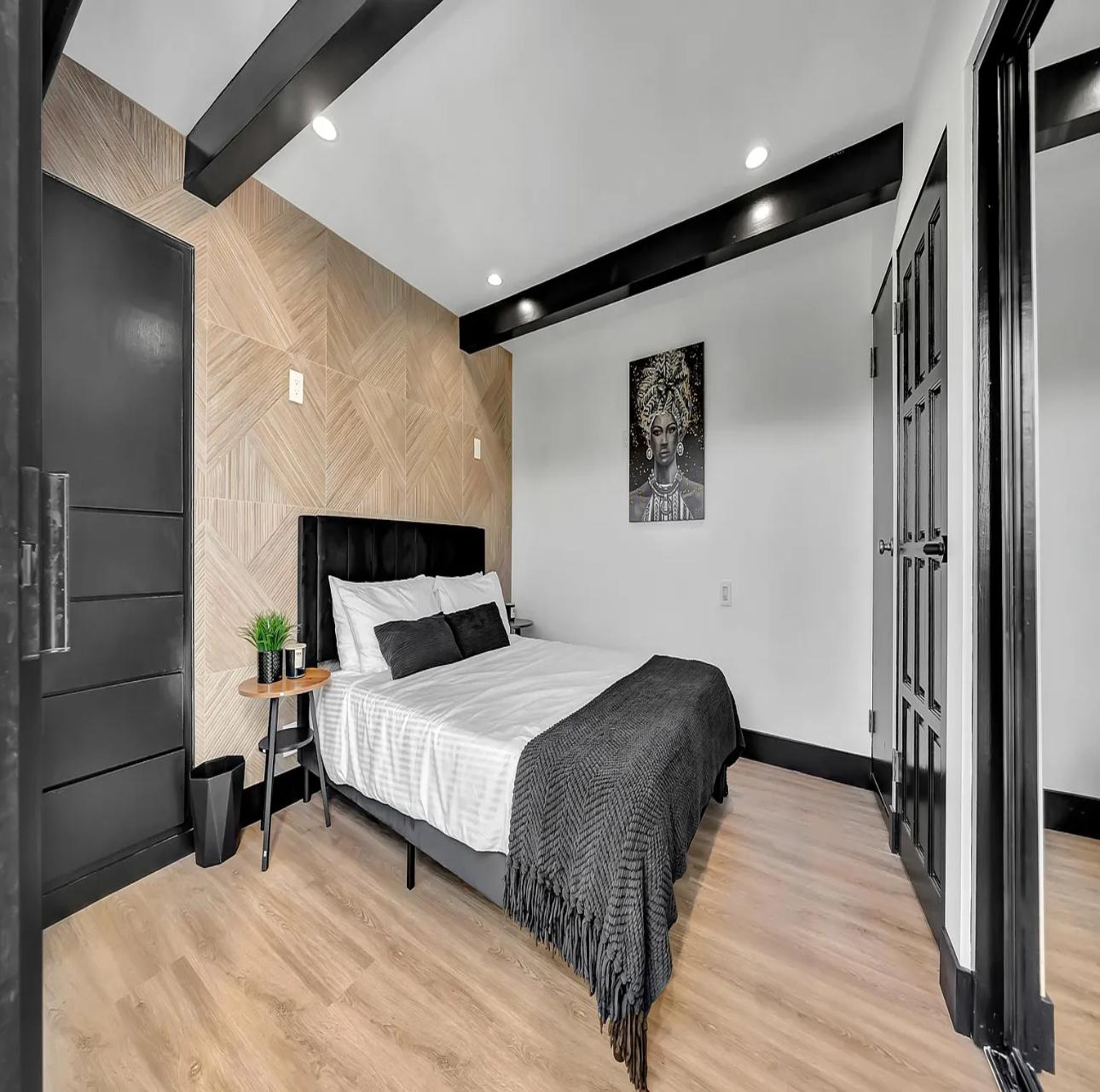 Skyview Estate | Photo 26