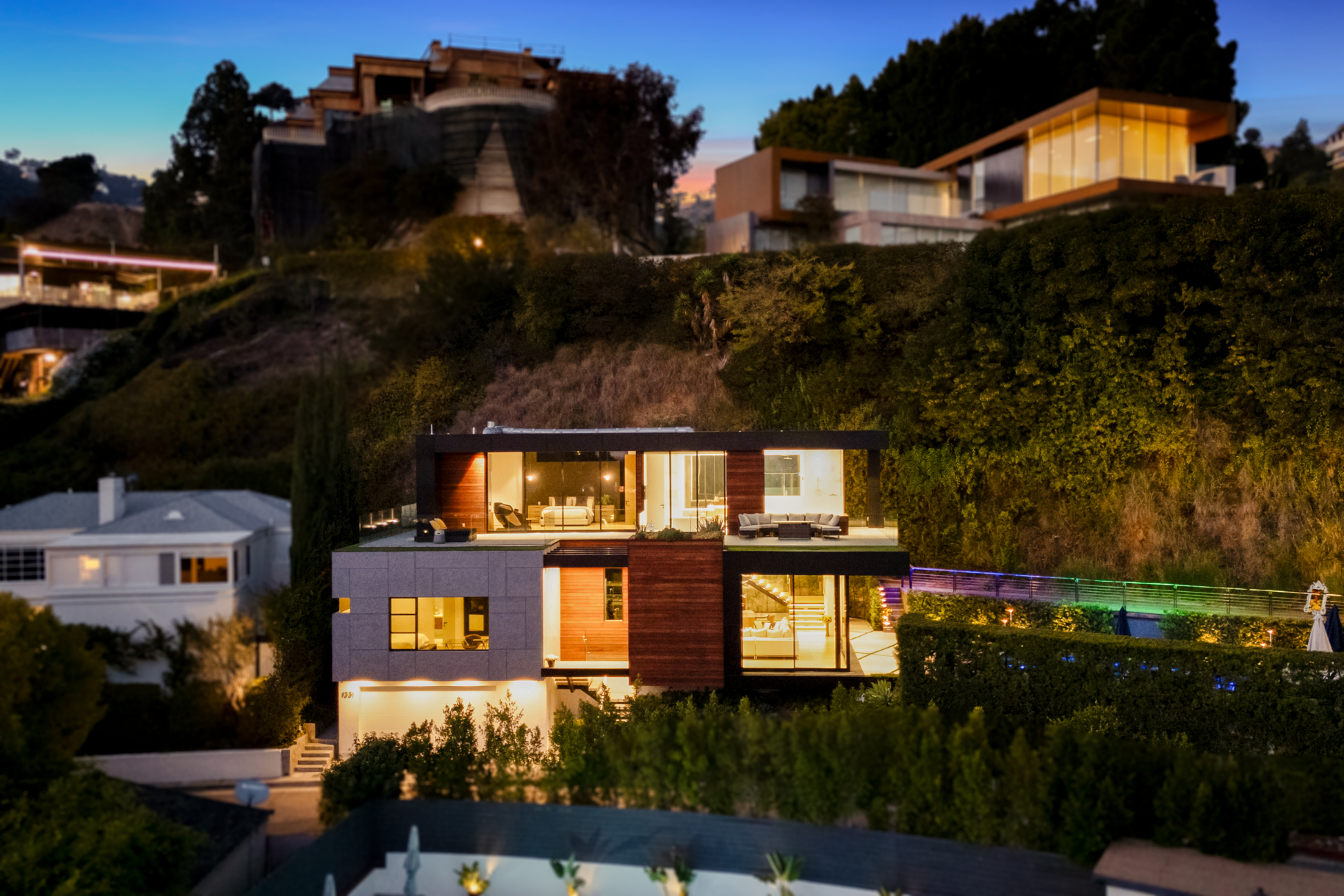 Belfast Estate | Photo 6