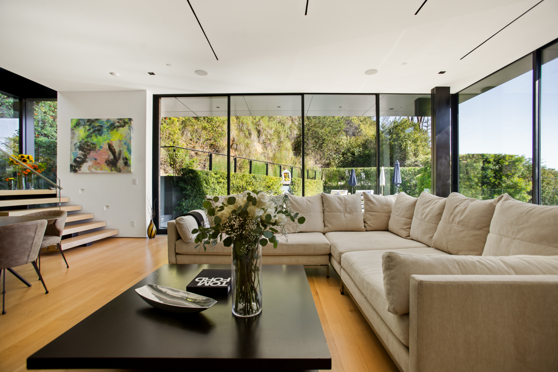 Belfast Estate | Photo 11