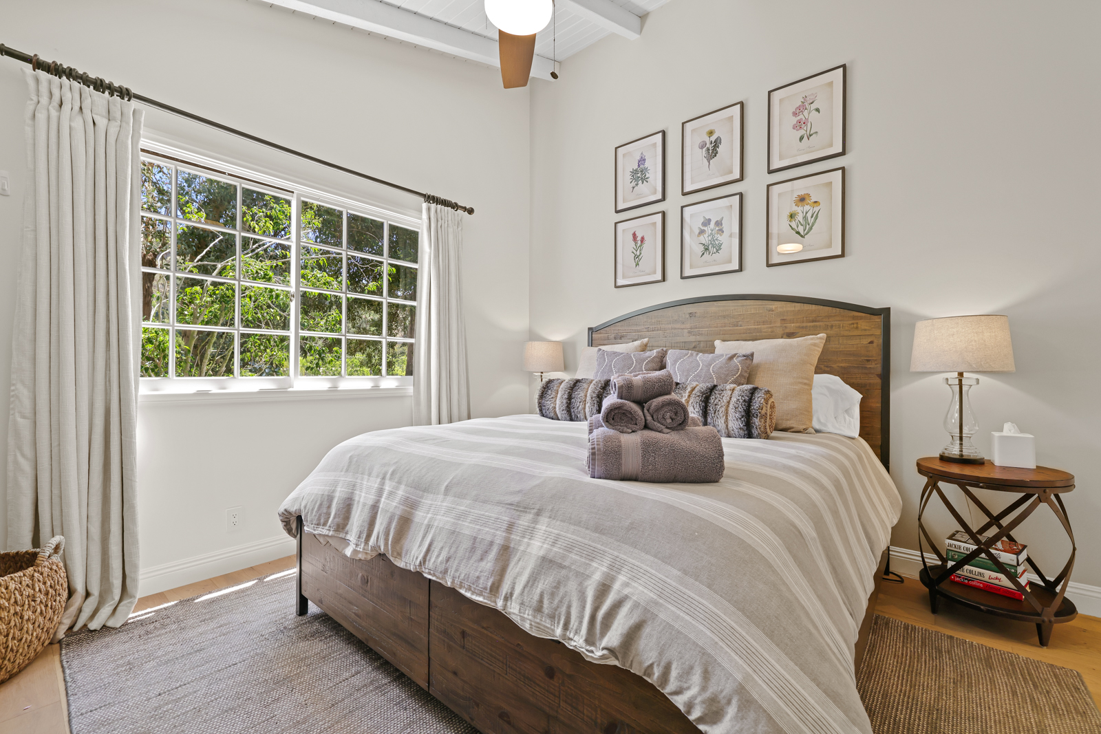 Beverly Hills Bungalow | Photo 22