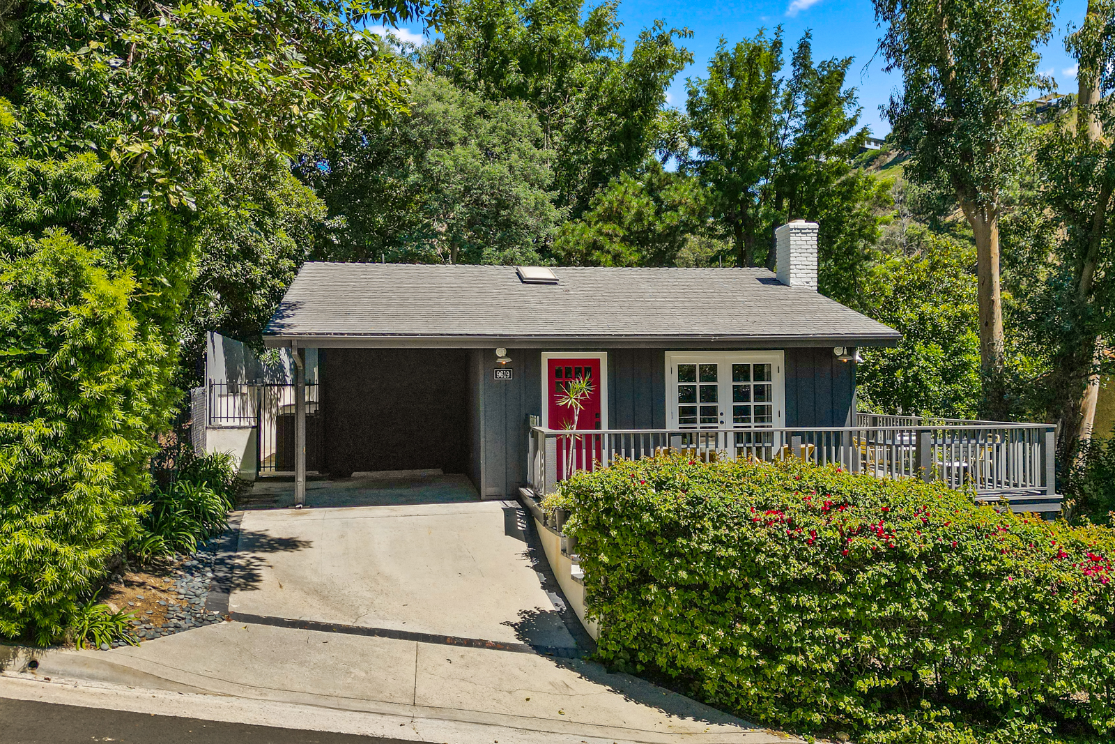 Beverly Hills Bungalow | Photo 25