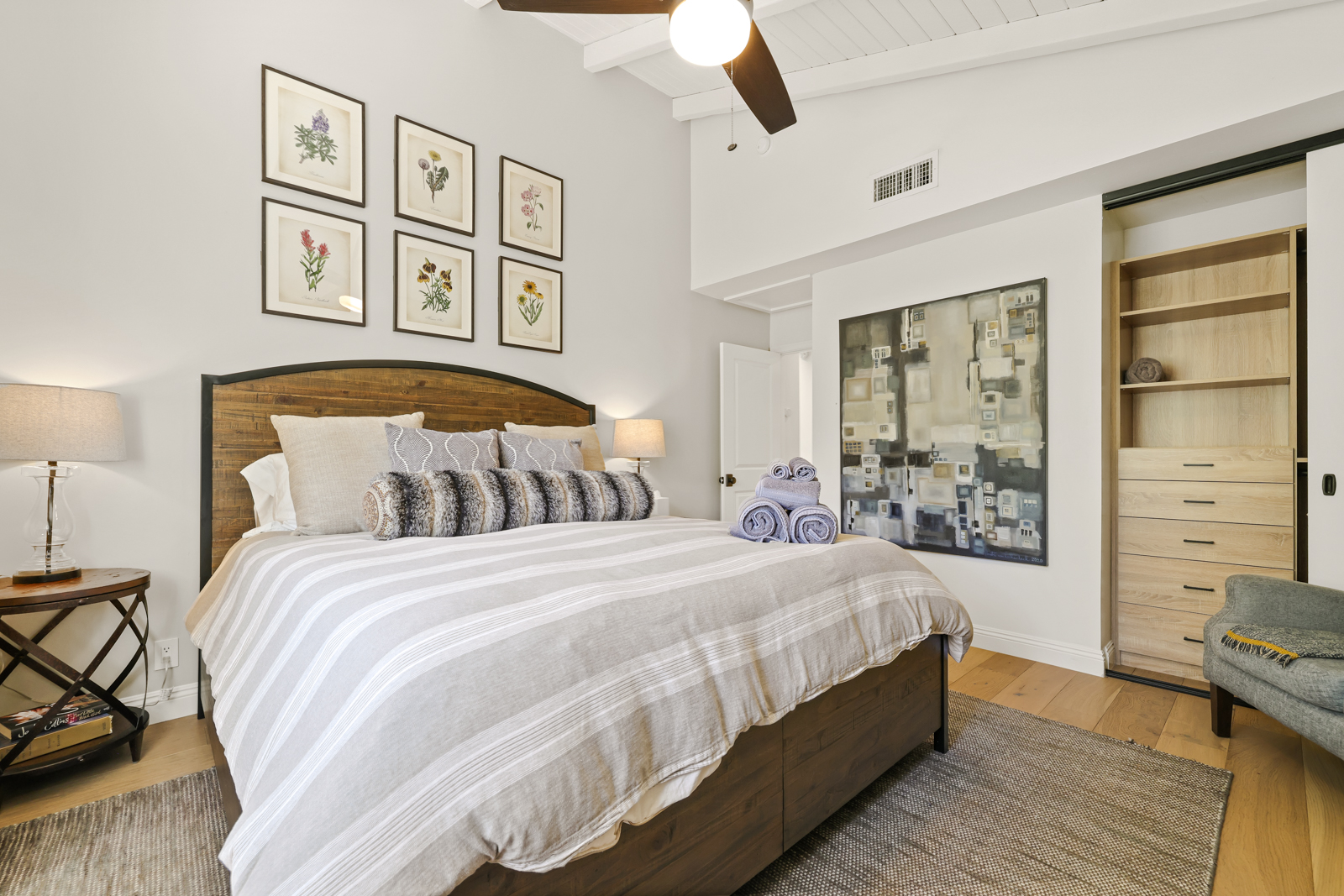 Beverly Hills Bungalow | Photo 21