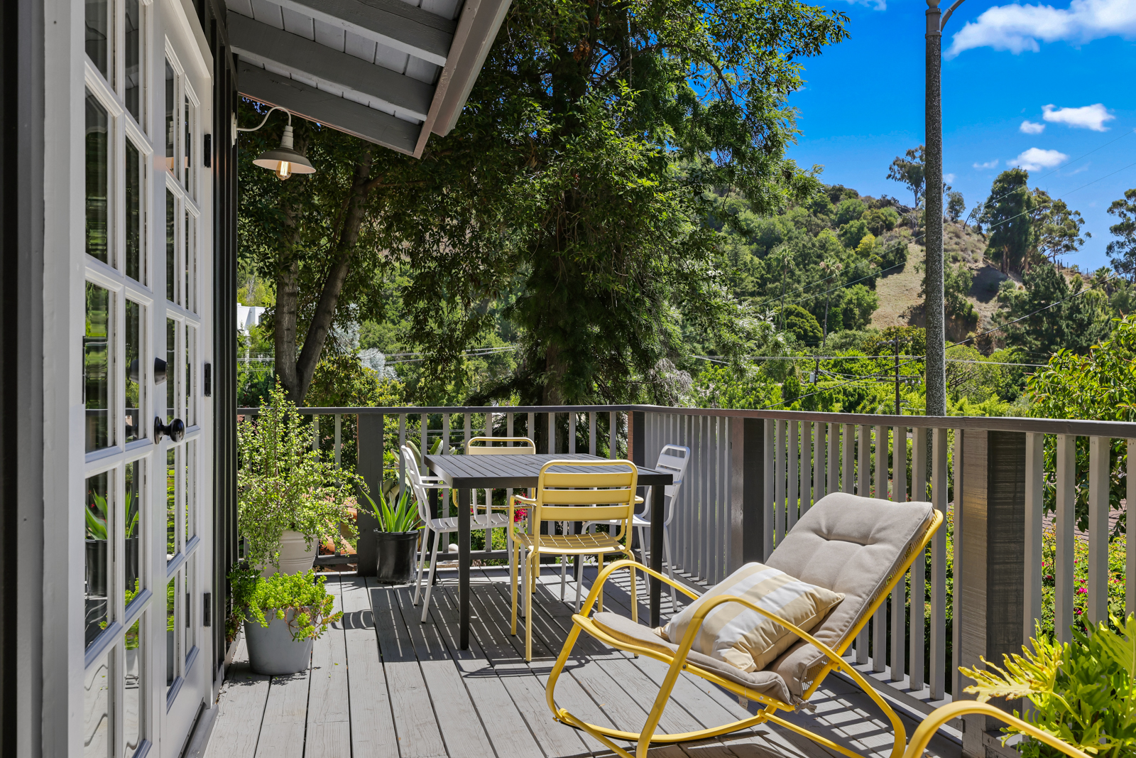 Beverly Hills Bungalow | Photo 24