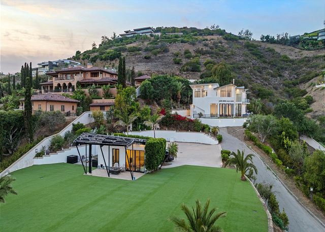 Featured Property Malibu Meadows