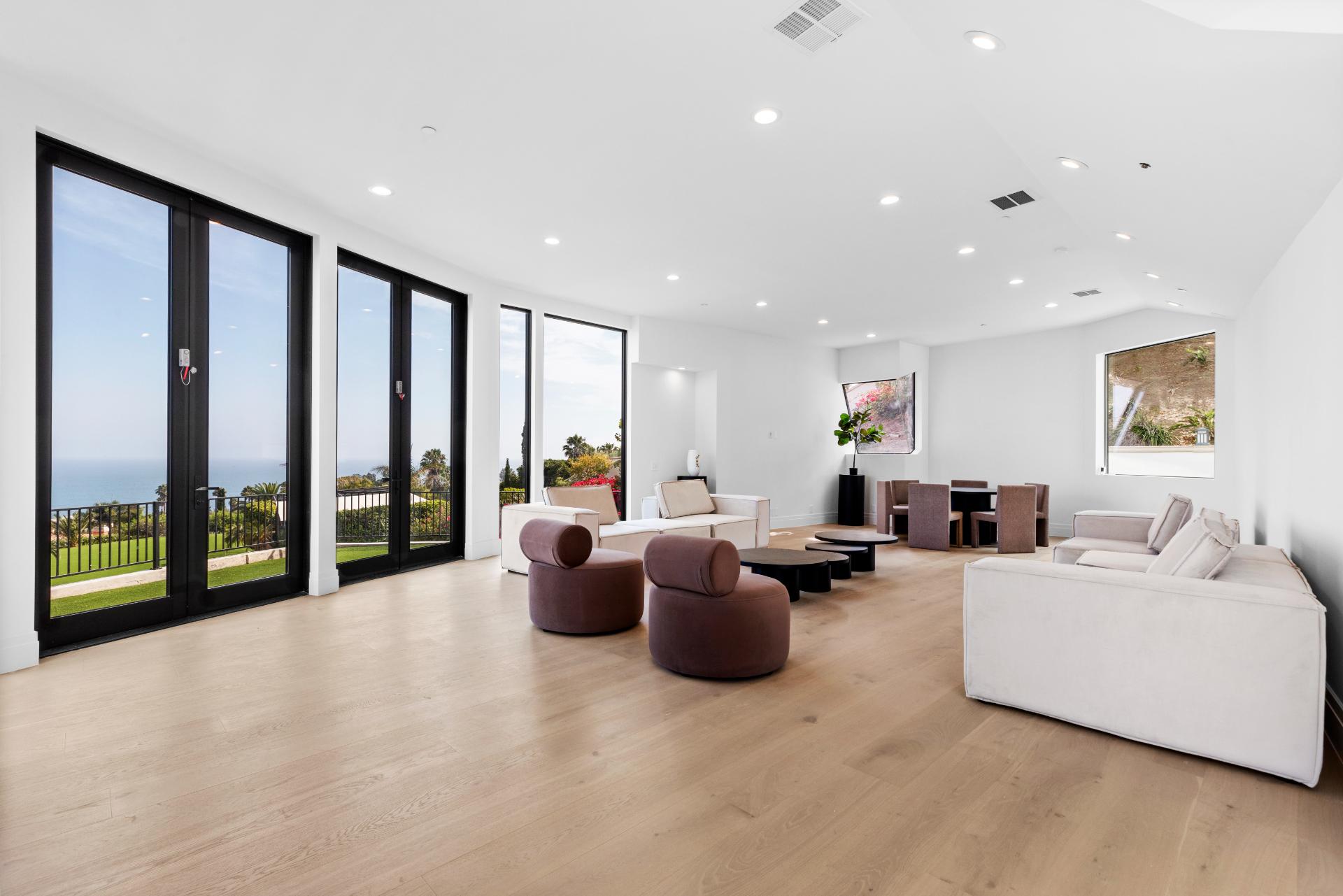 Malibu Meadows | Photo 10