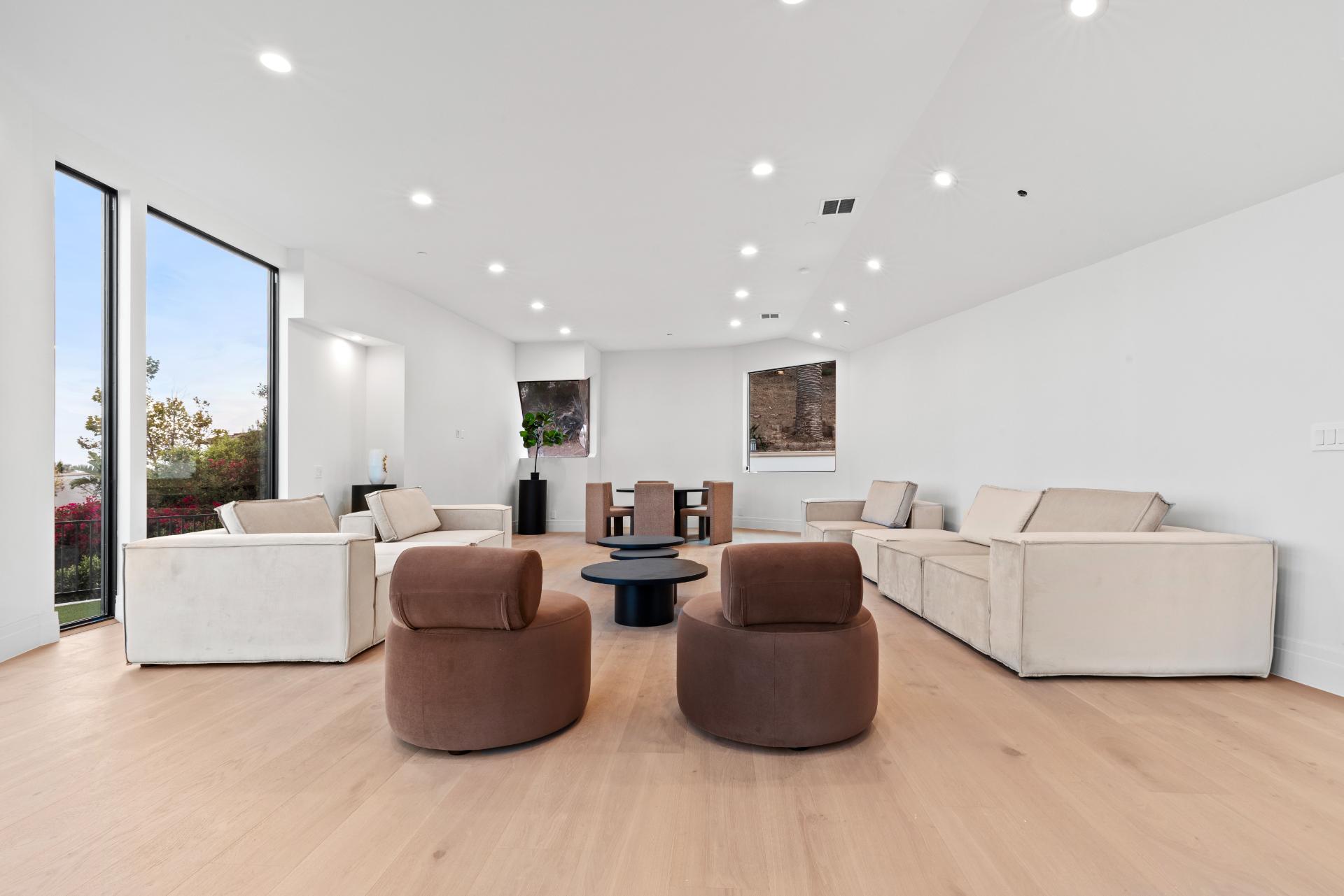 Malibu Meadows | Photo 25