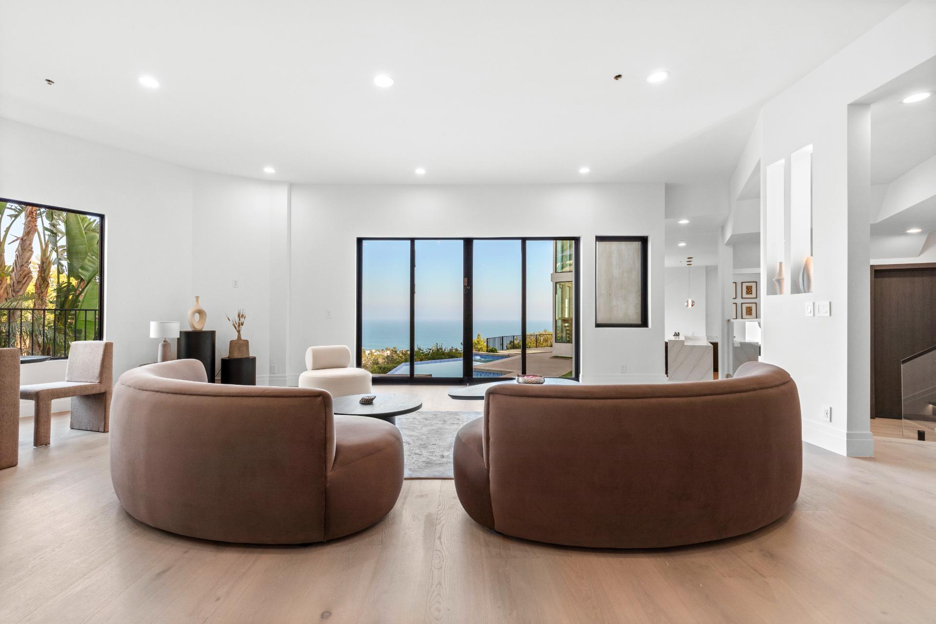 Malibu Meadows | Photo 12