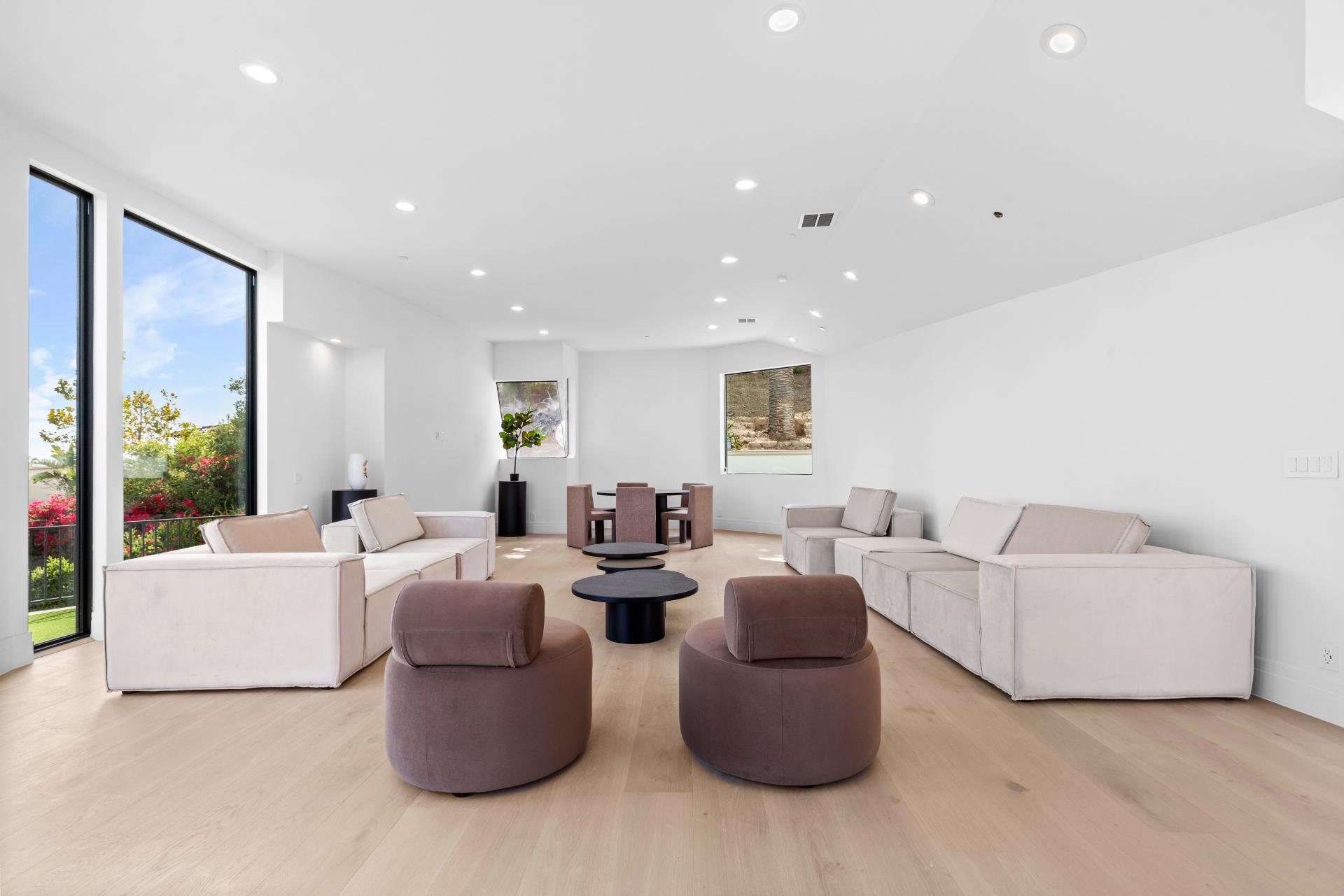 Malibu Meadows | Photo 7