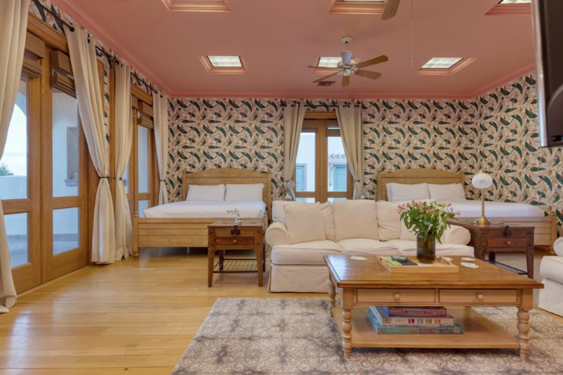 The Pond Estate | Photo 40