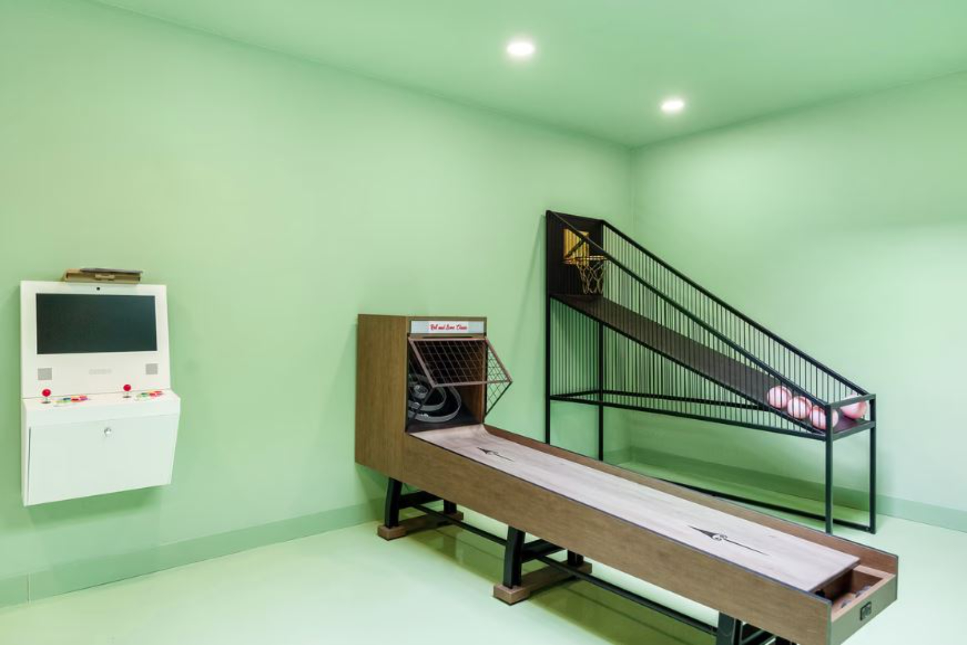 The Pond Estate | Photo 26