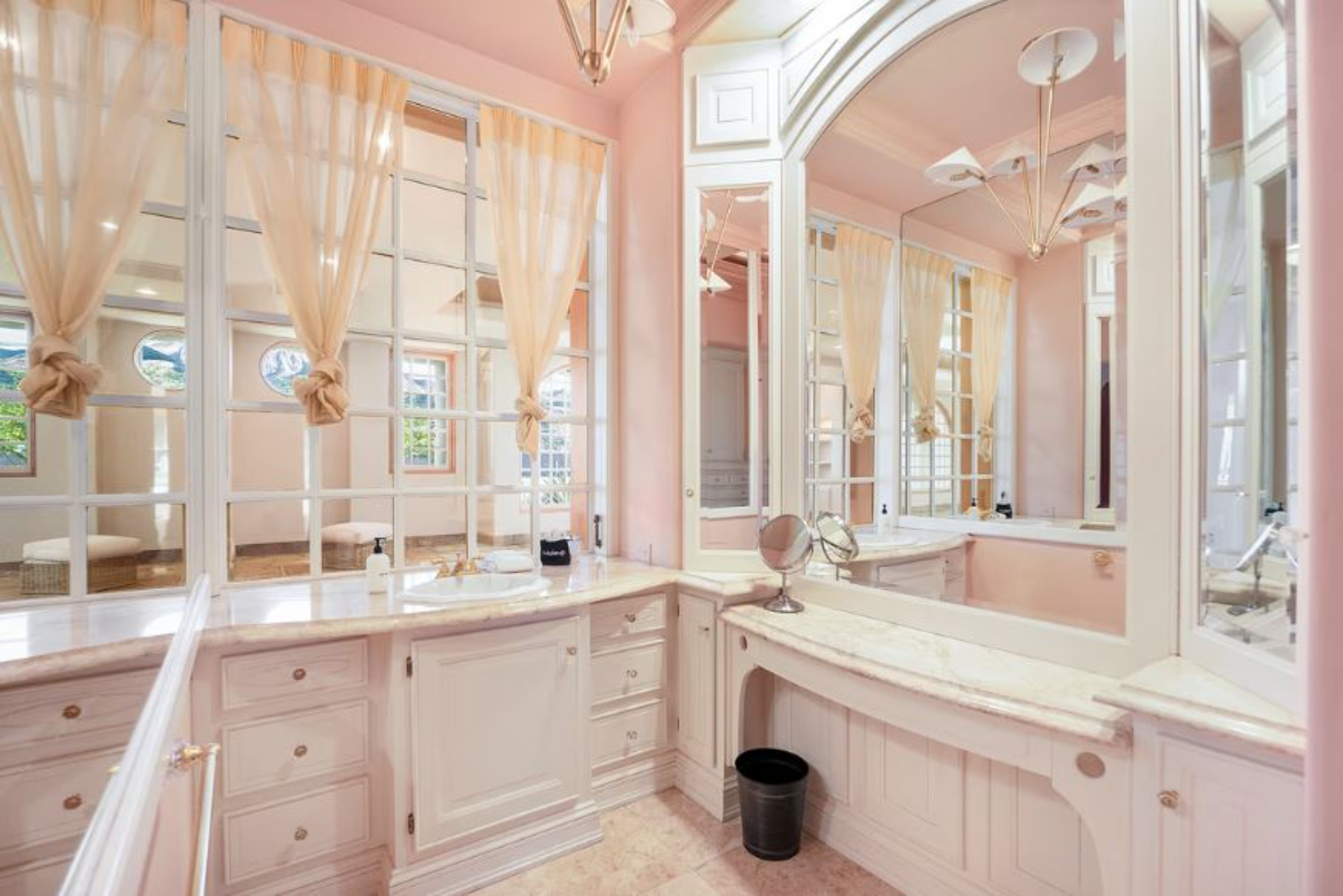 The Pond Estate | Photo 34