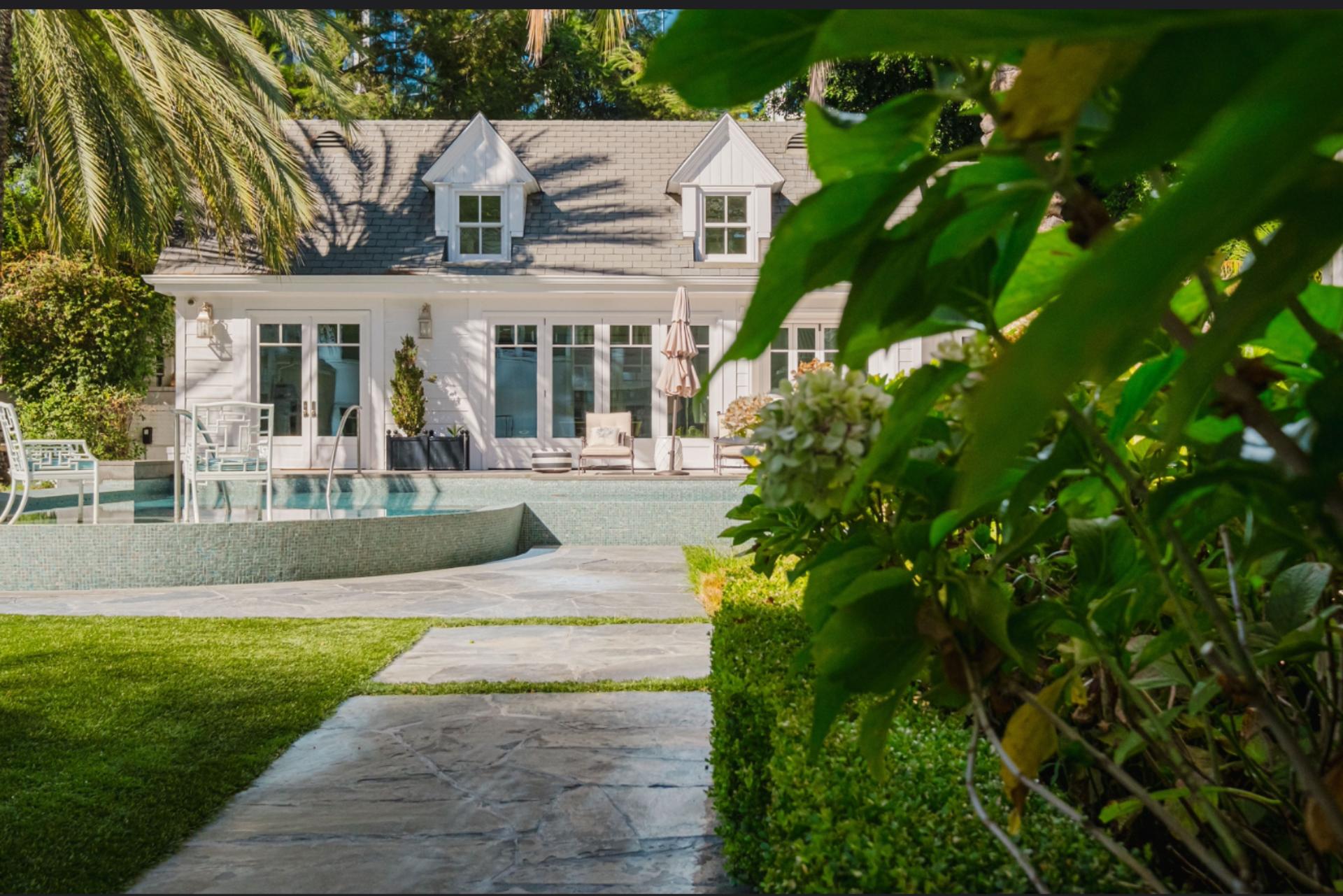 The Sierra Grove | Photo 2