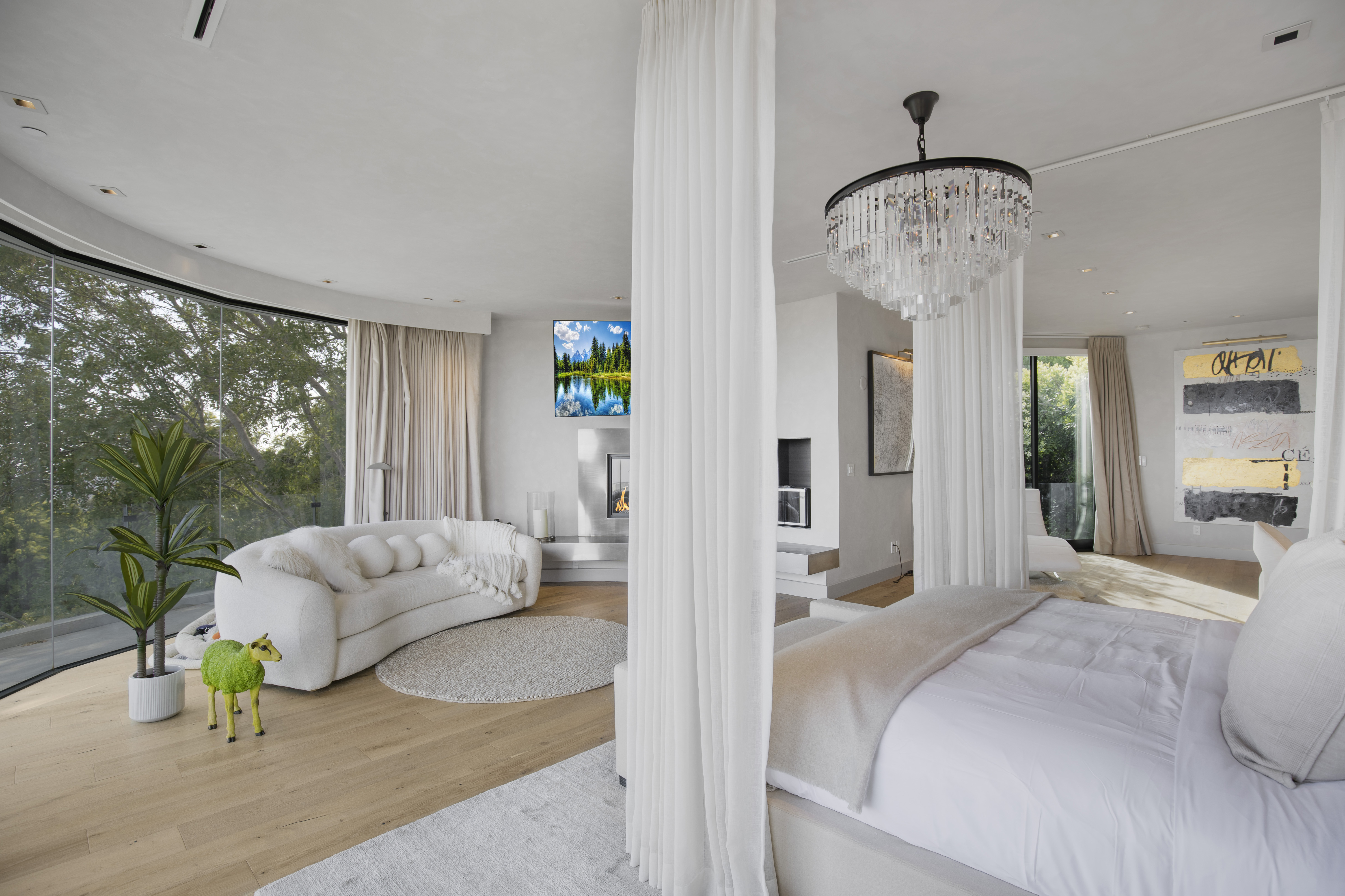 The Beverly Crest — photo 48
