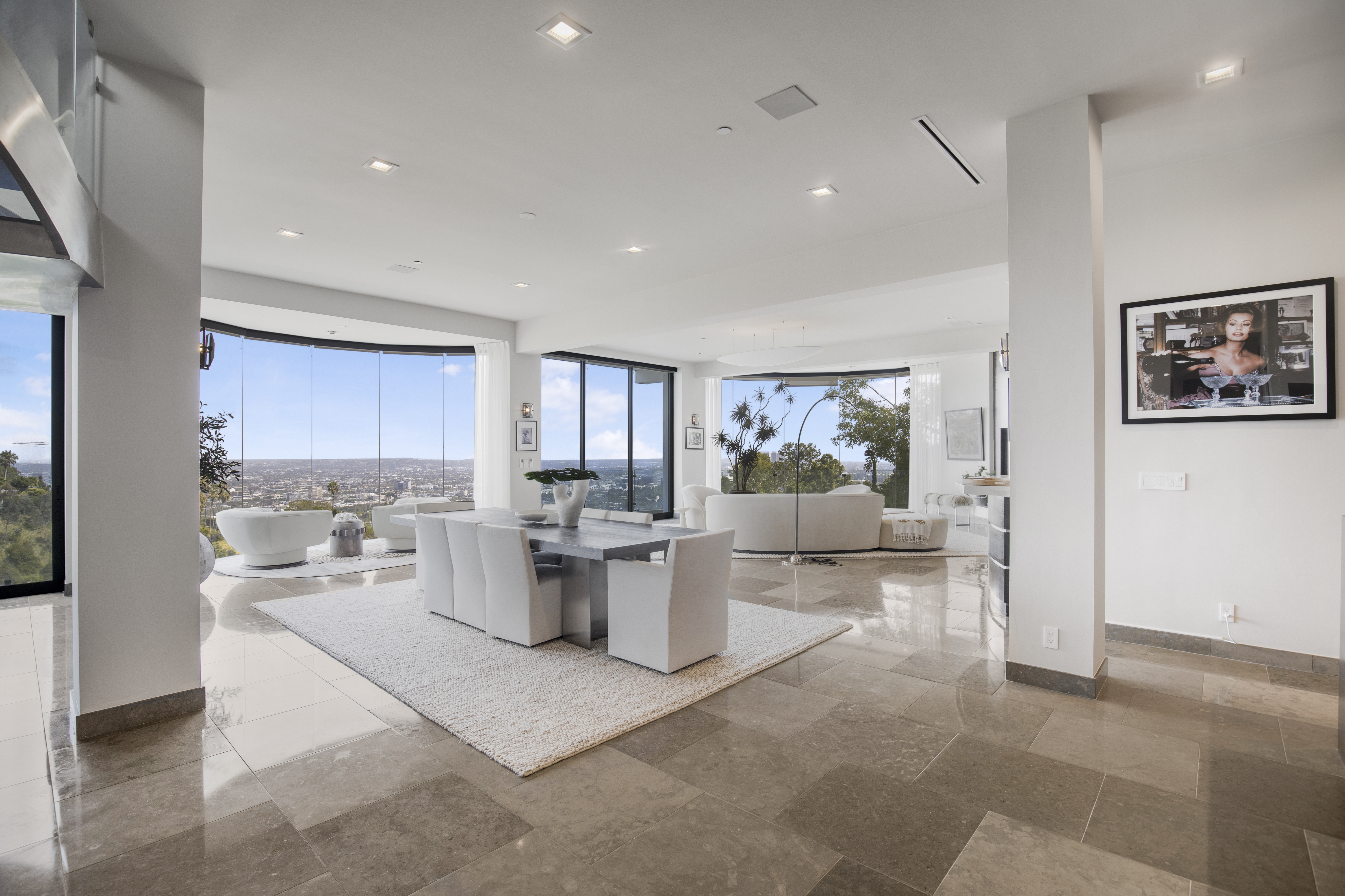 The Beverly Crest — photo 18
