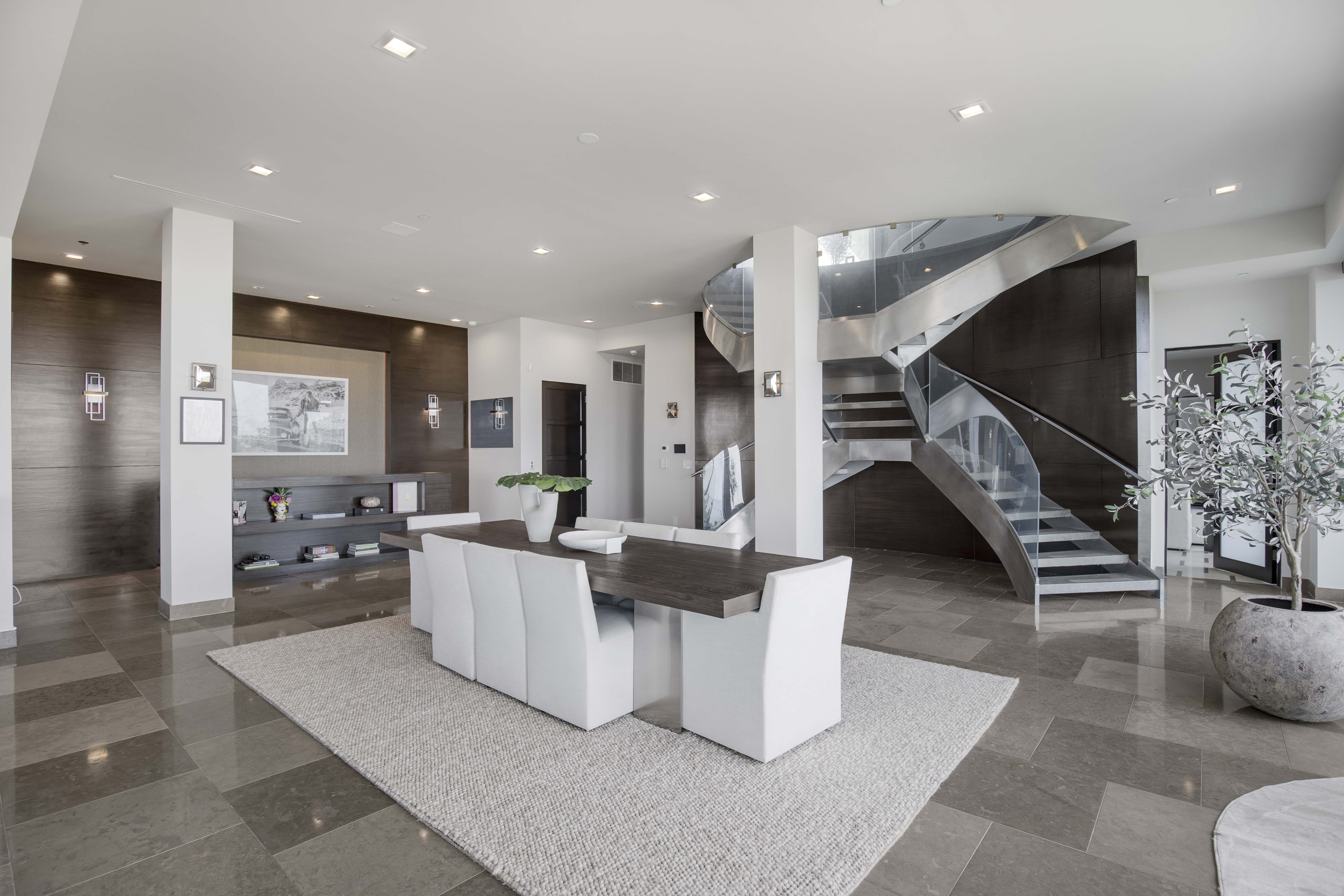 The Beverly Crest — photo 16