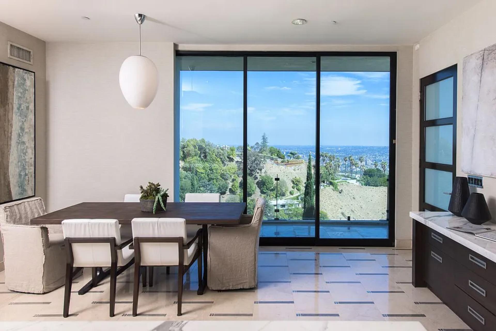 Beverly Crest | Photo 9