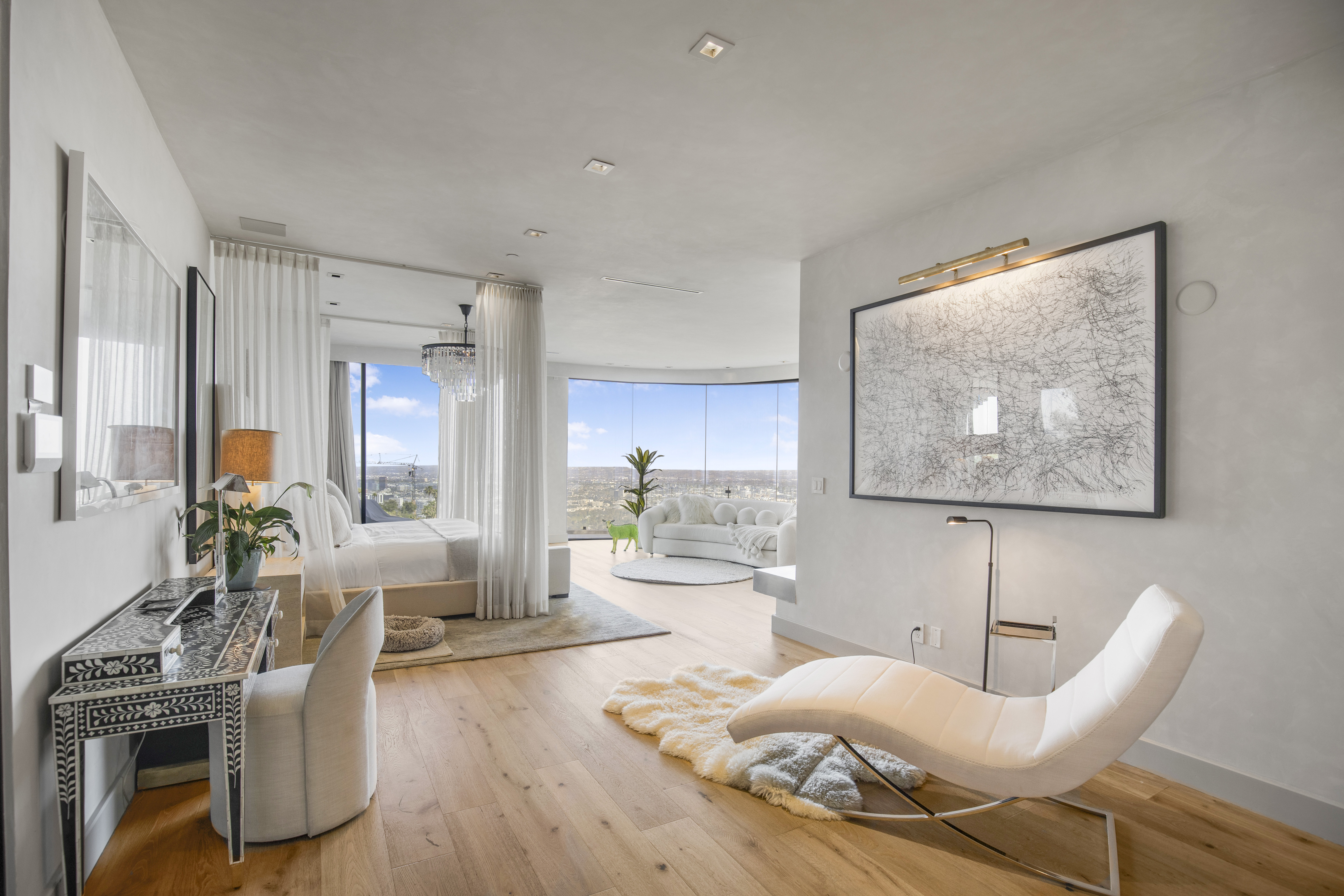 The Beverly Crest — photo 44