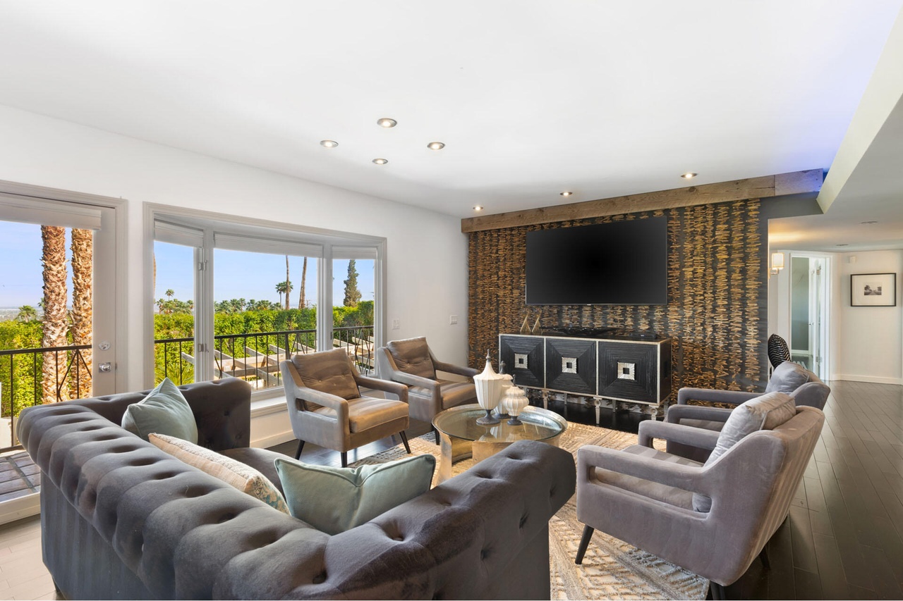 Joplin House | Photo 11