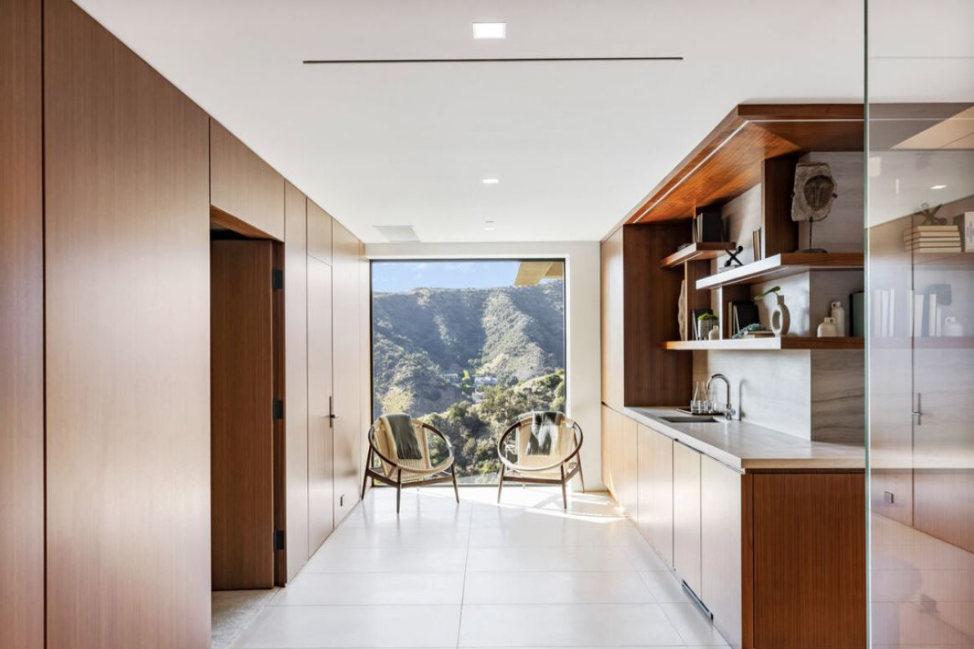 Summit Modern | Photo 44