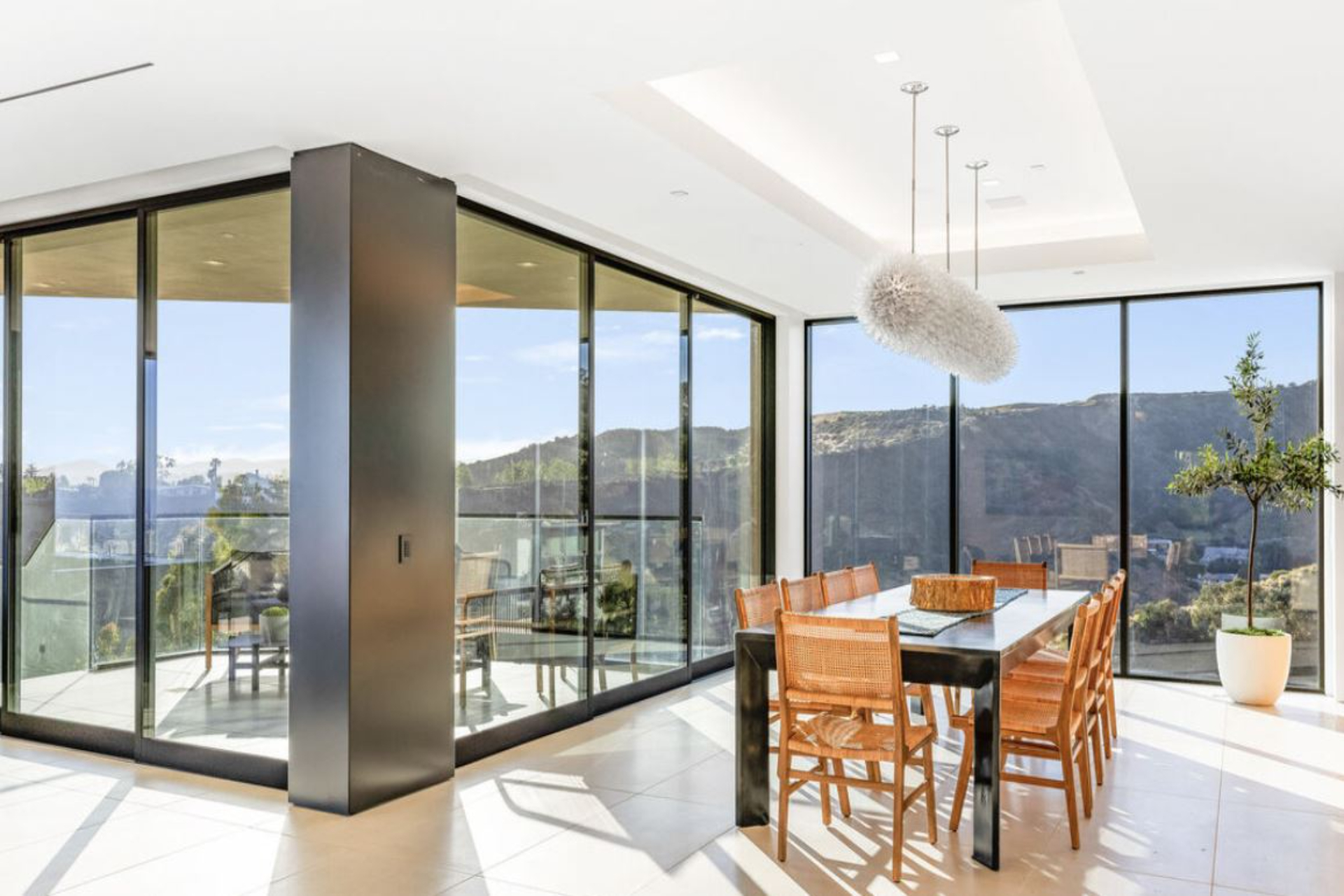 Summit Modern | Photo 18