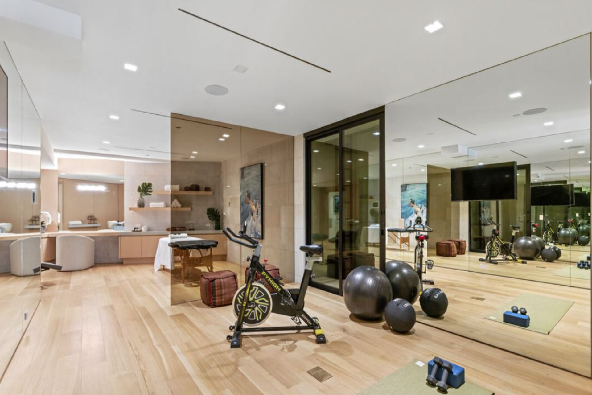 Summit Modern | Photo 51