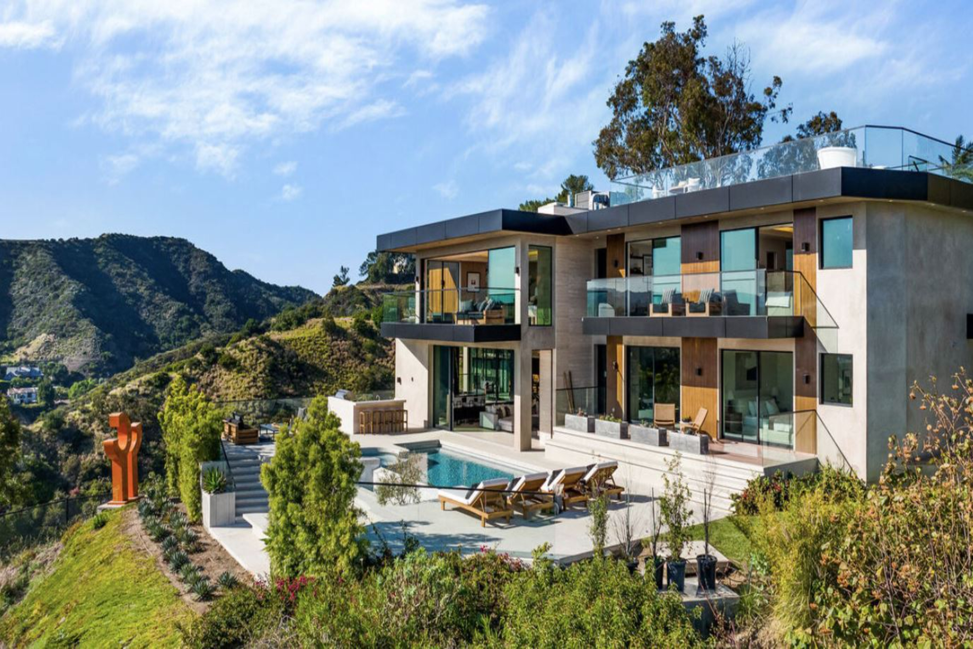 Summit Modern | Photo 2